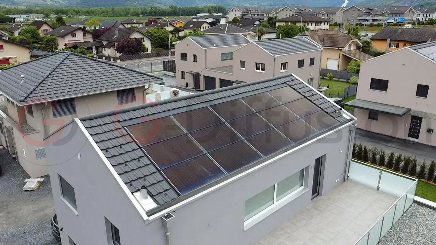 Magnifique villa à Collombey-Muraz - Photo 2 sur 5