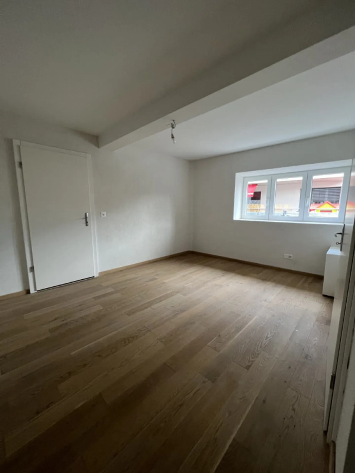 Large duplex apartment 4.5 rooms Collombey - Photo 5 of 13