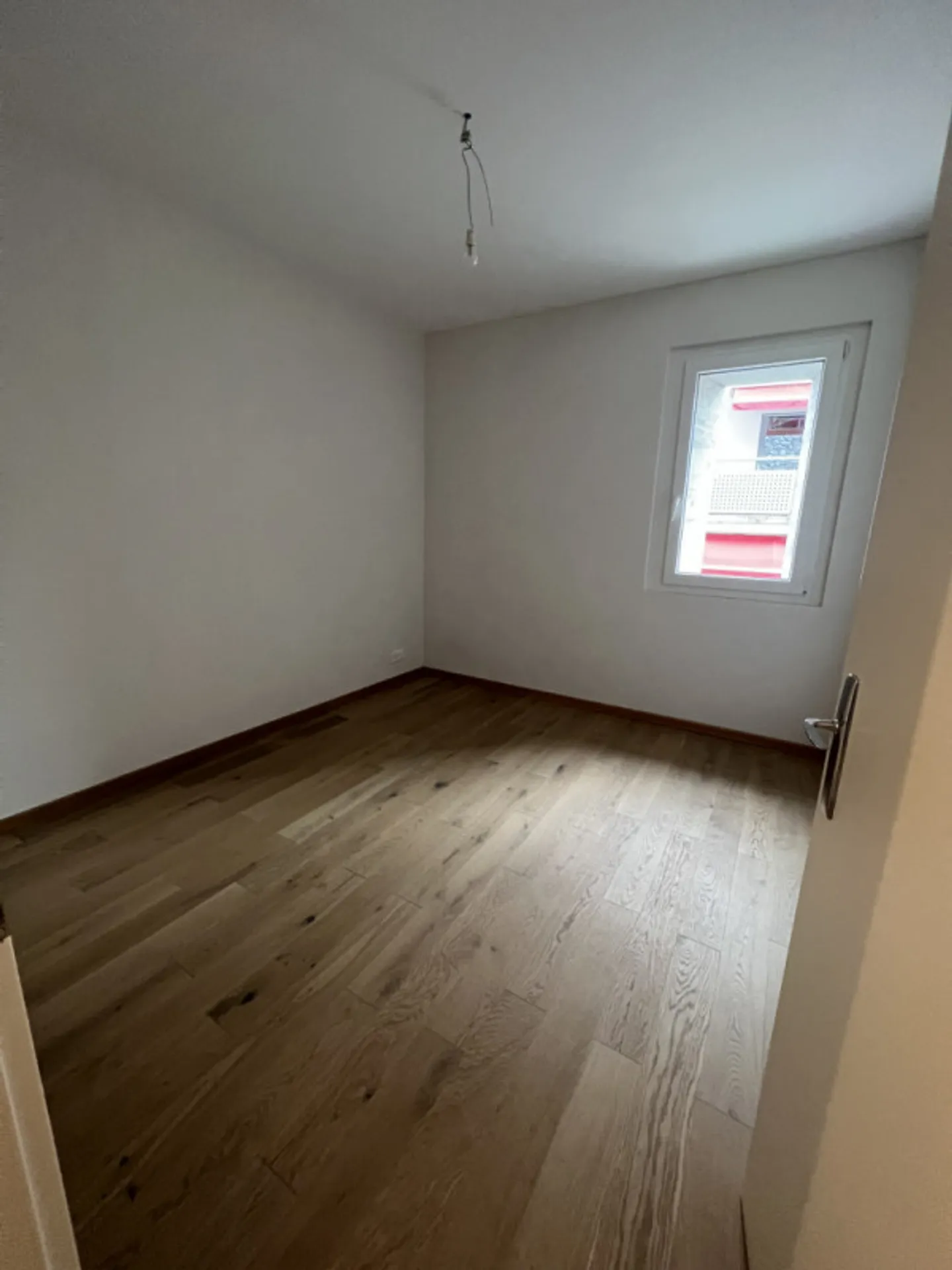 Large duplex apartment 4.5 rooms Collombey - Photo 10 of 13