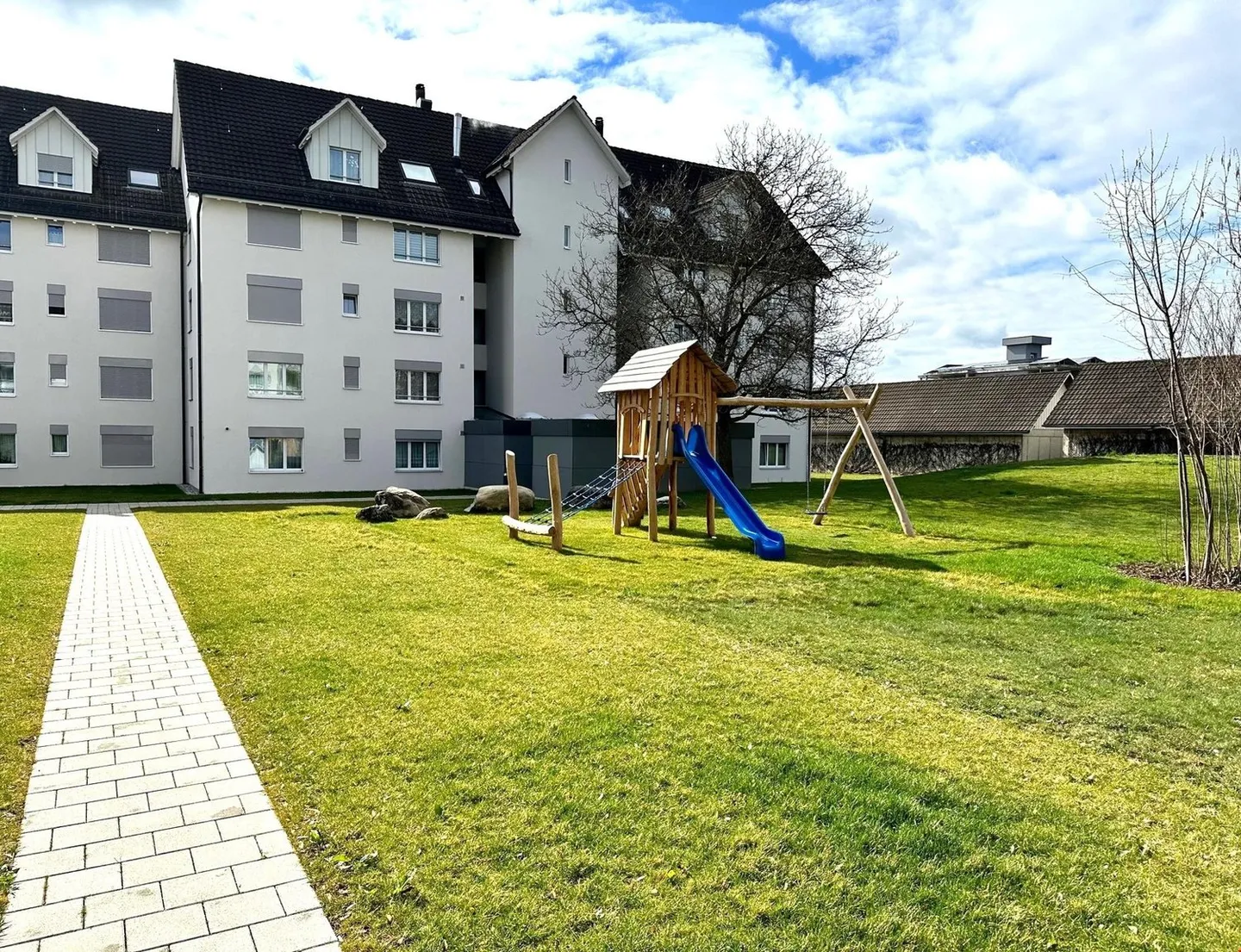 Zentrale 2.5-Zimmer Wohnung - Foto 1 von 7