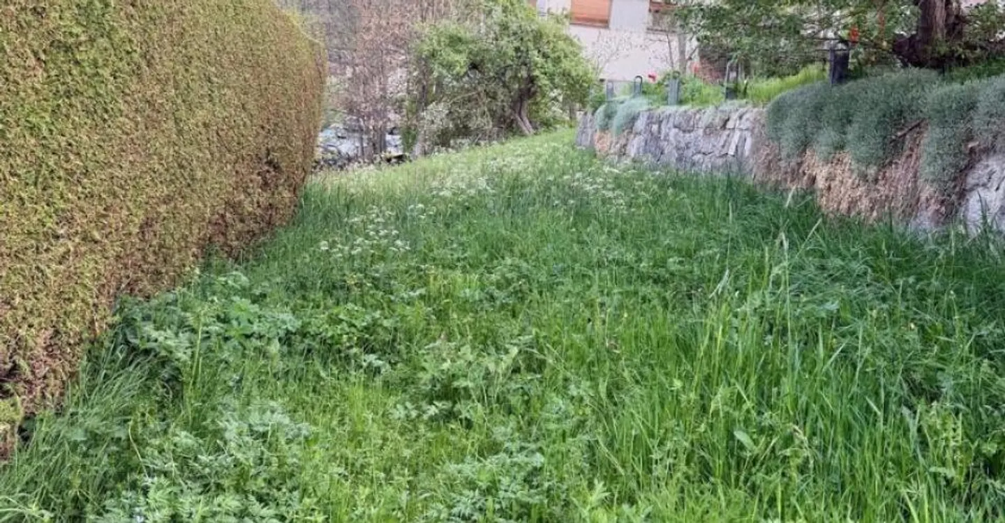 Very attractive building plot in residential zone, in Sornard, Nendaz. - Photo 3 of 4