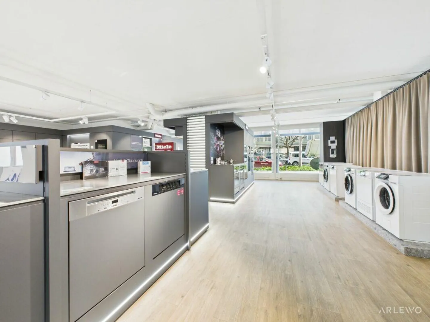 Espace au rez-de-chaussée spacieux sur la fréquentée Obergrundstrasse - Photo 5 sur 8