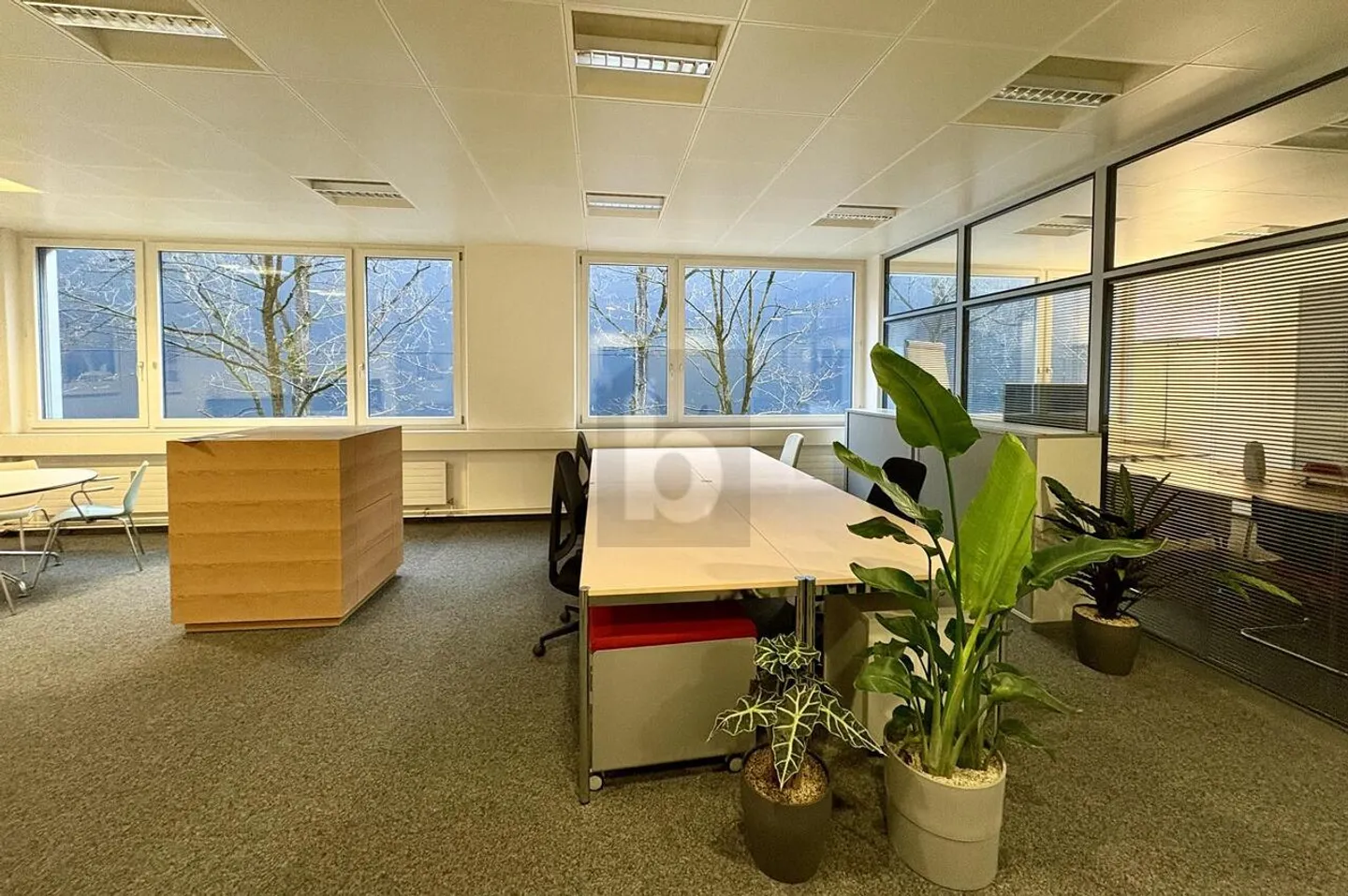 Central Office Space in Zug - Photo 1 of 6