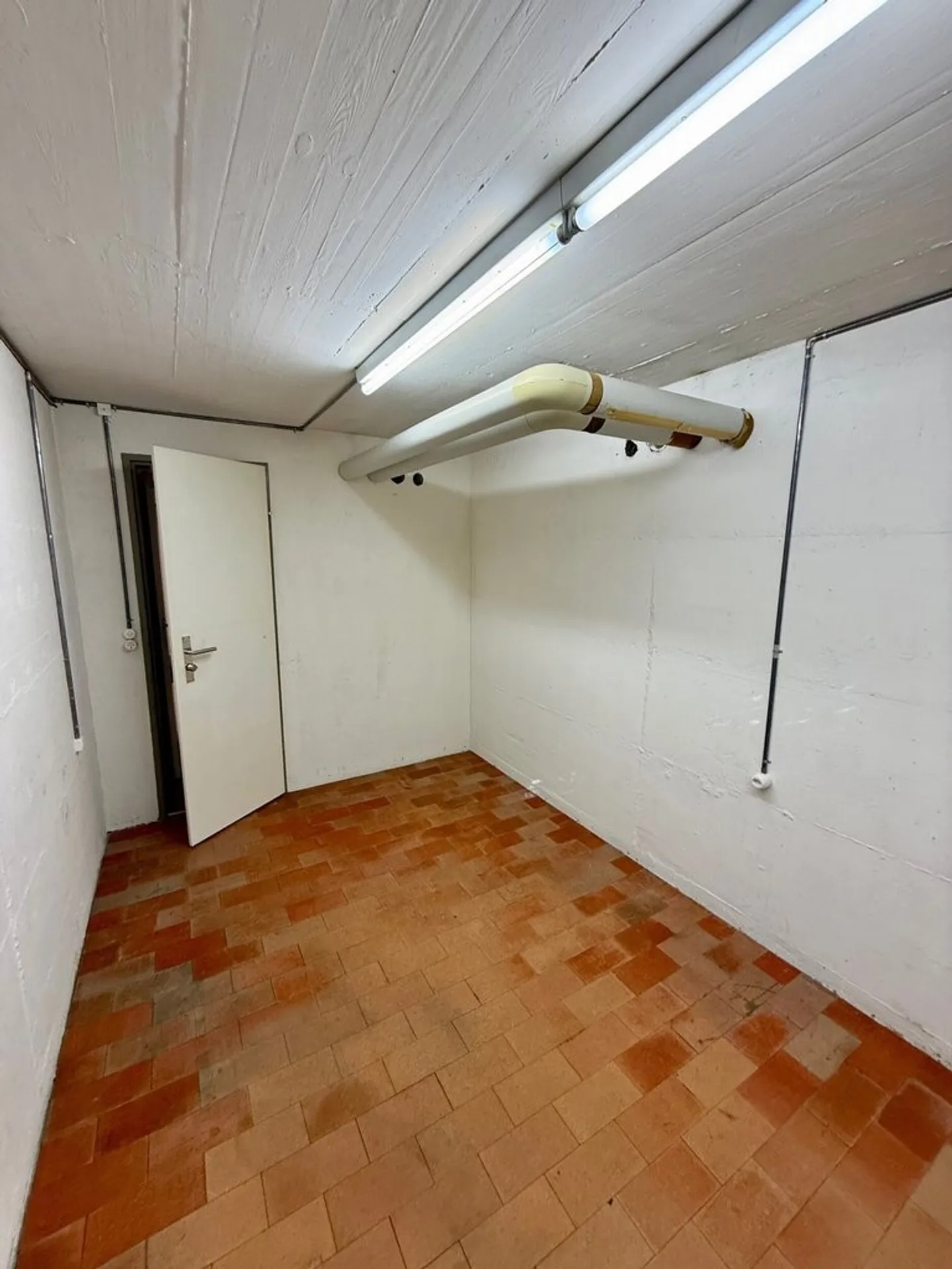 Kreativer Bastelraum in Männedorf - Foto 3 von 4