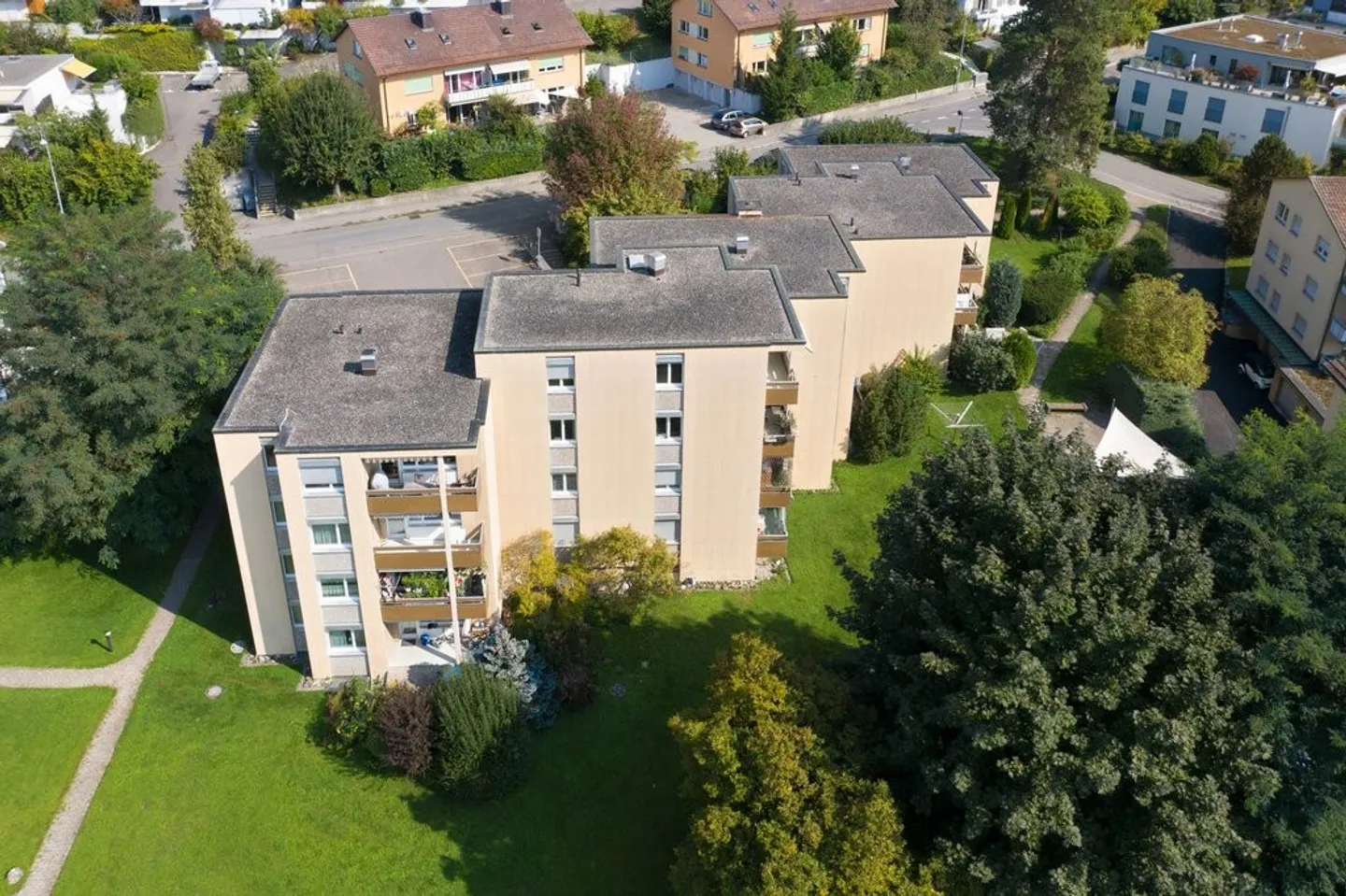 Kreativer Bastelraum in Männedorf - Foto 4 von 4