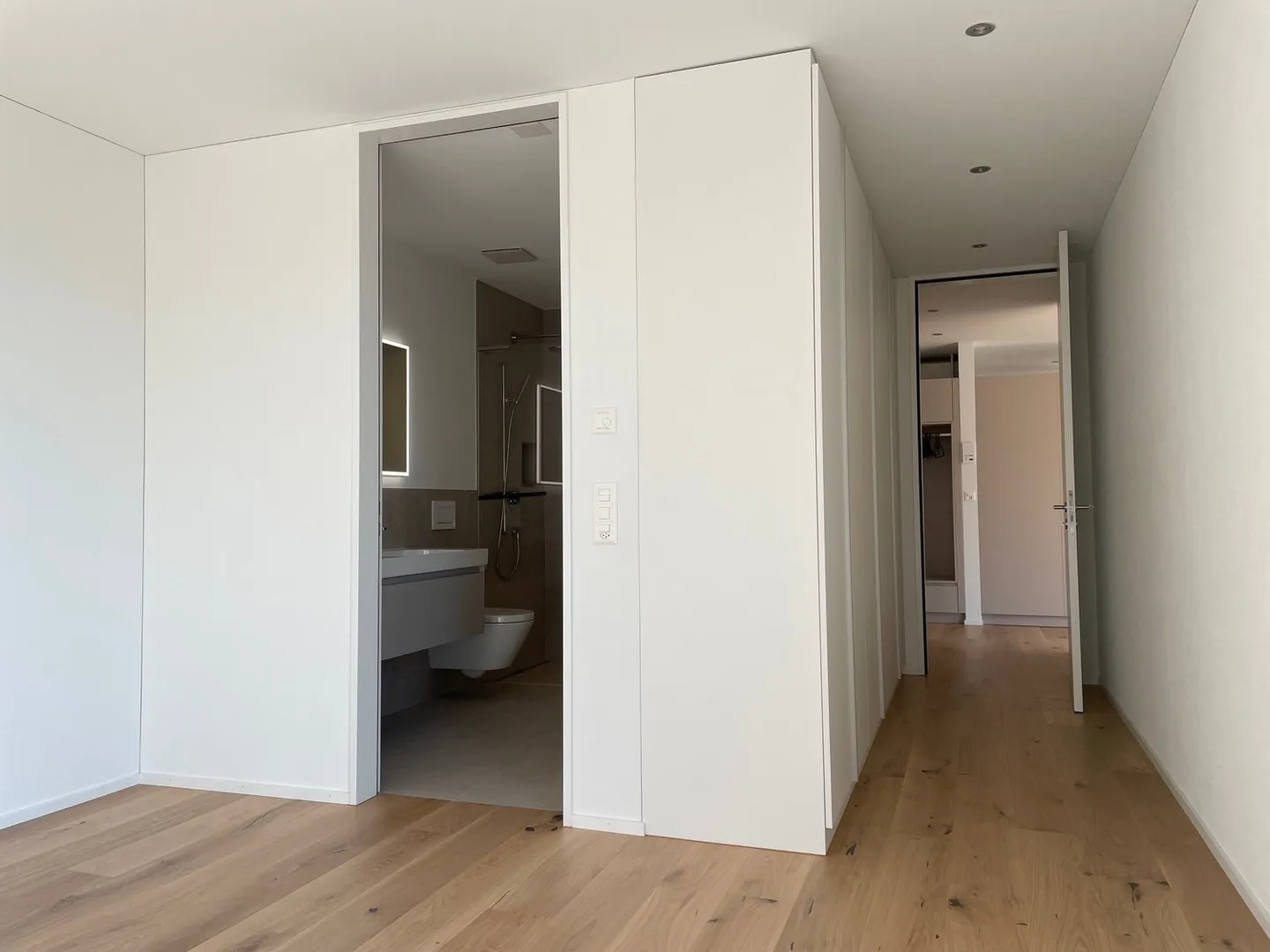 Modern 2.5-room new apartment with balcony - Photo 4 of 6