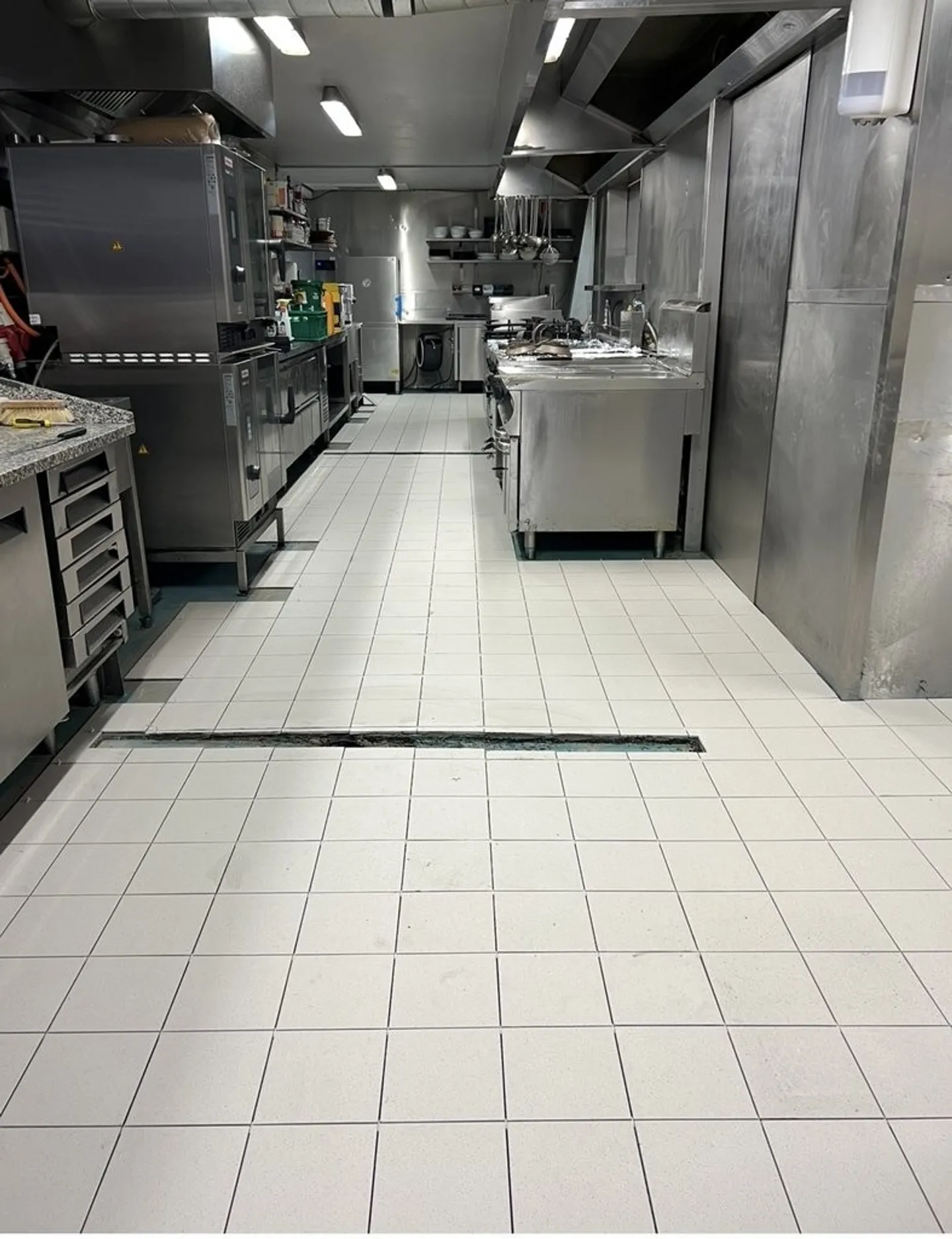 Geräumiges Restaurant zu vermieten - Foto 6 von 6