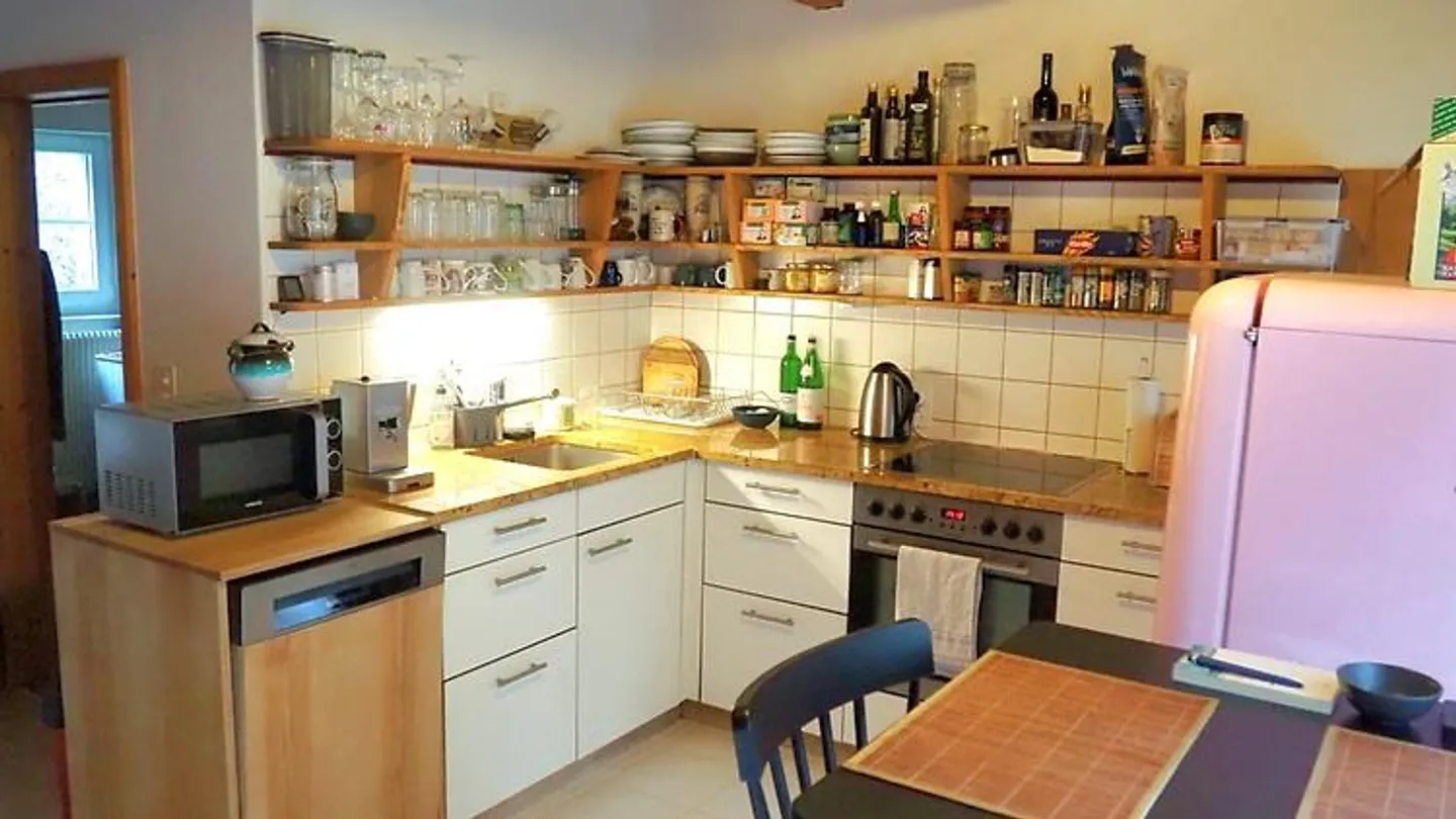 APPARTEMENT 2½ PIÈCES À LÜTISBURG (SG), MEUBLÉ, TEMPORAIRE - Photo 7 sur 10