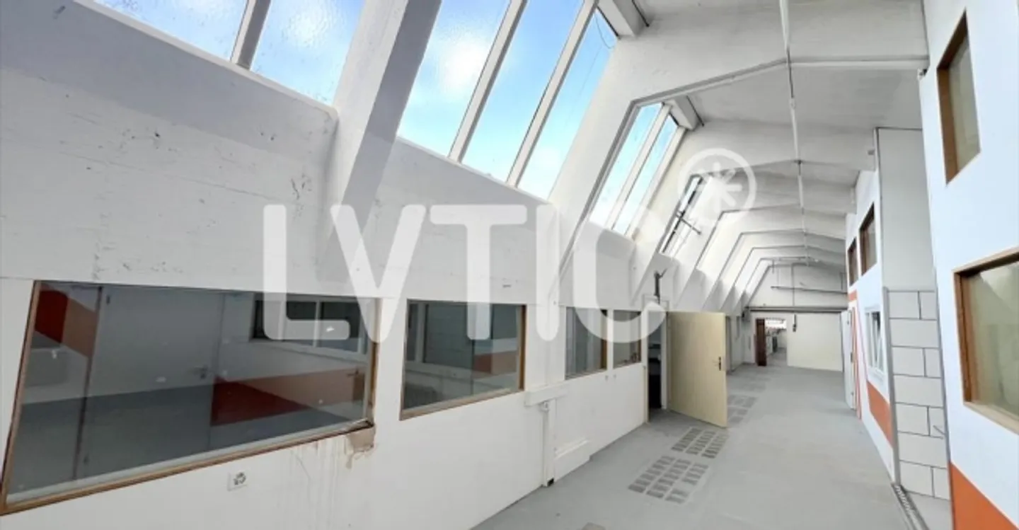 Storage space for rent - Photo 2 of 8