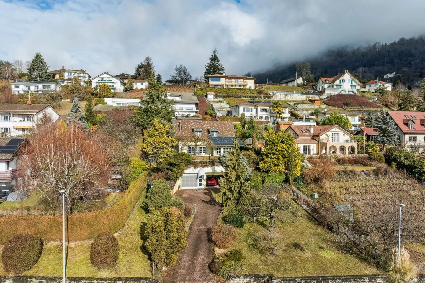 Fascino senza tempo per questa villa individuale - Foto 2 di 17