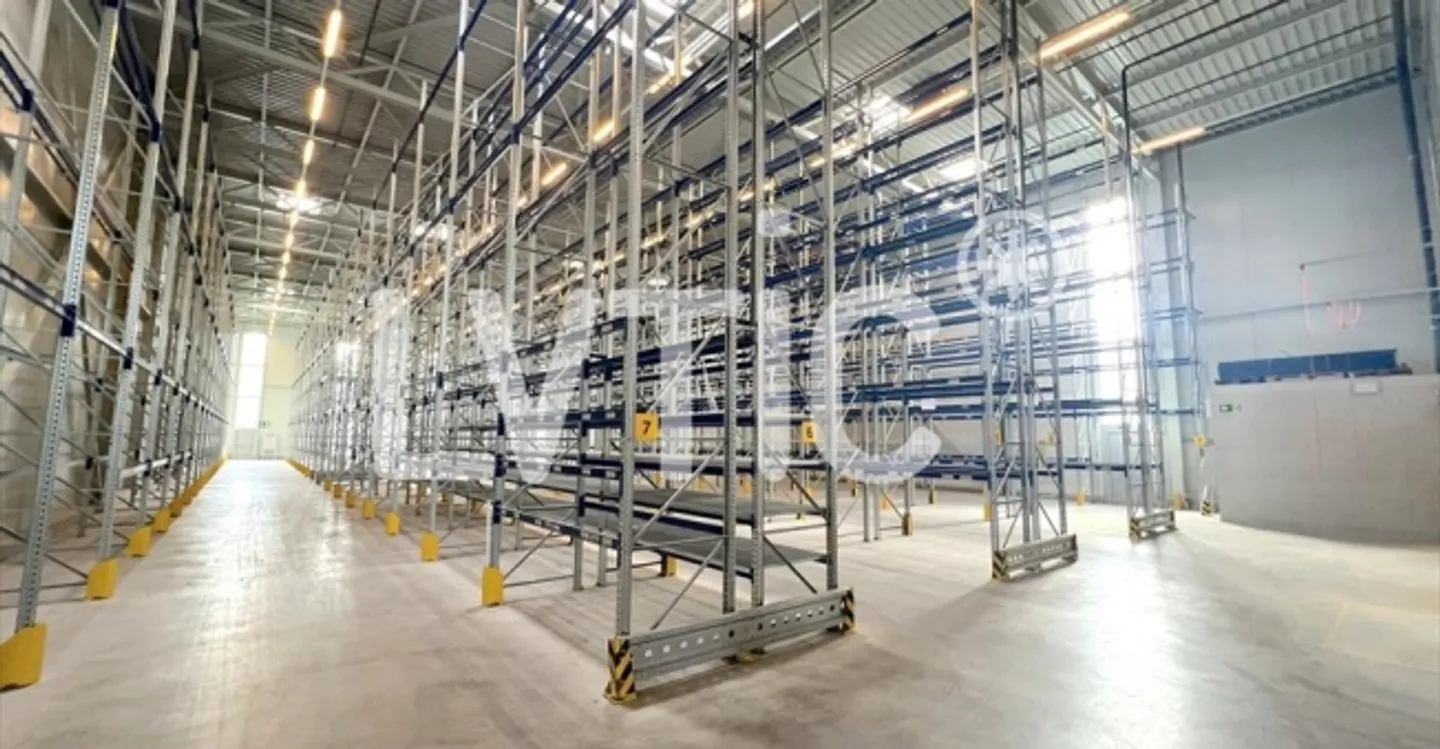 Deposit - Photo 2 of 13