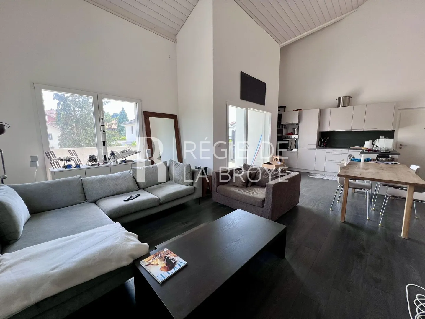 3,5-Zimmer-Wohnung in Chabrey - Foto 1 von 9