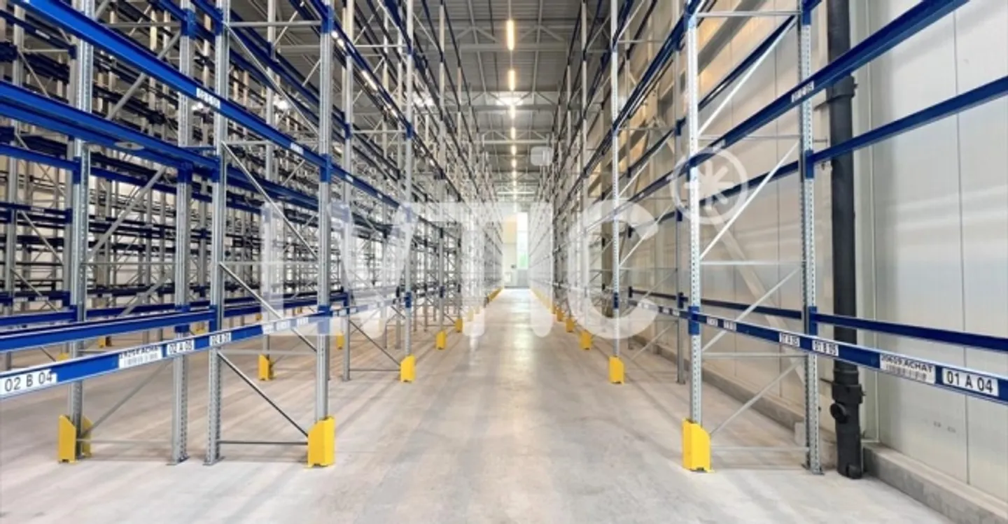 Deposit - Photo 5 of 13