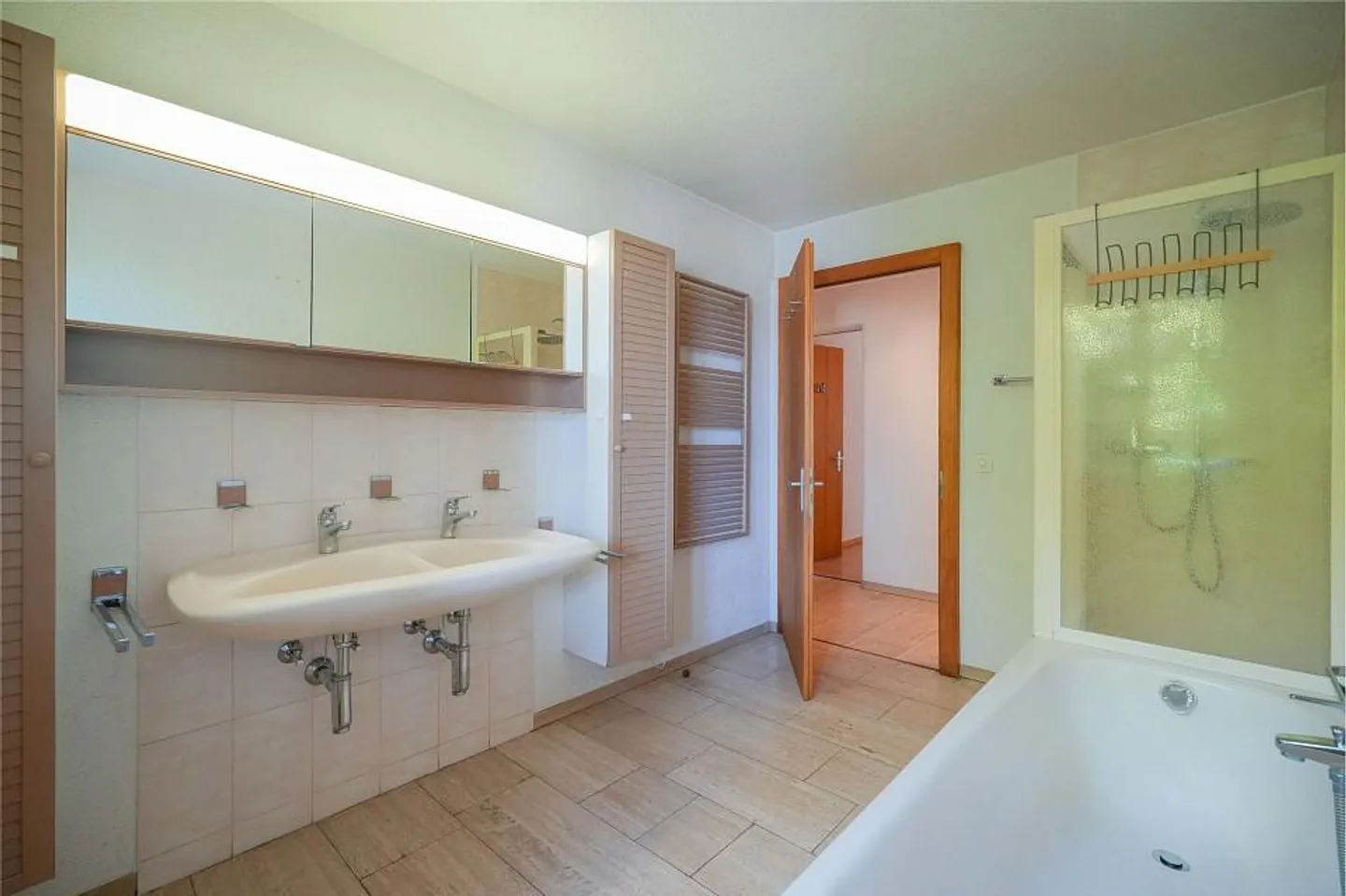 Vivere spazioso su oltre 260 m² - Foto 8 di 13