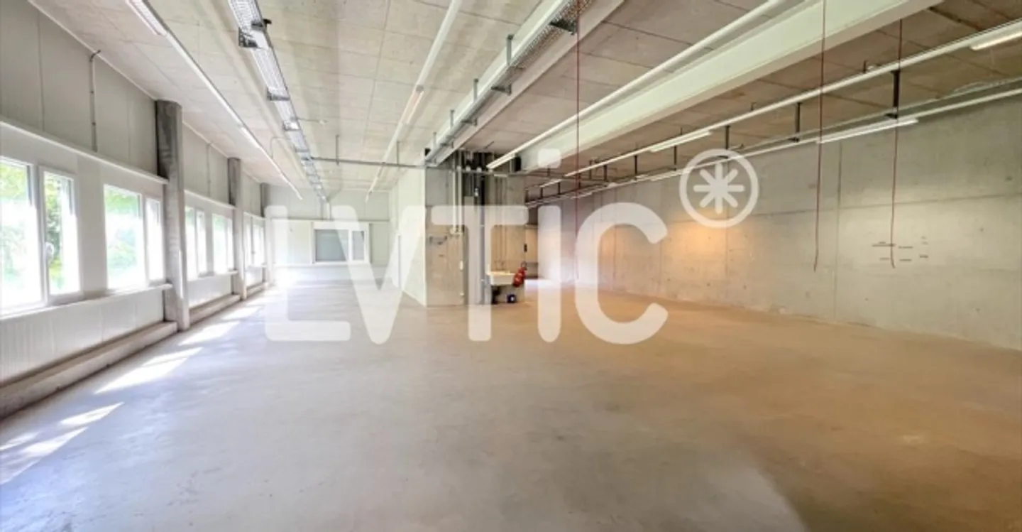 Deposit - Photo 9 of 13