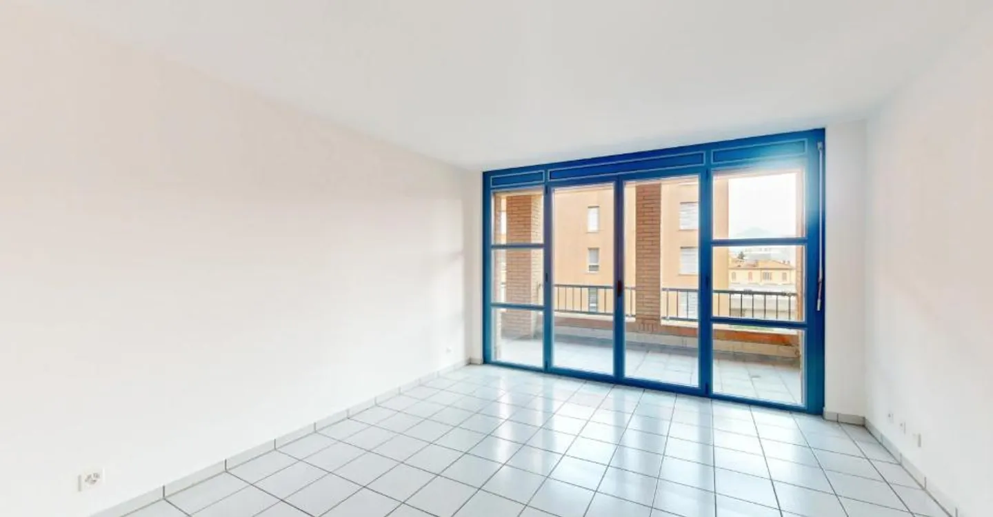 Appartement spacieux à Viganello - Photo 2 sur 8