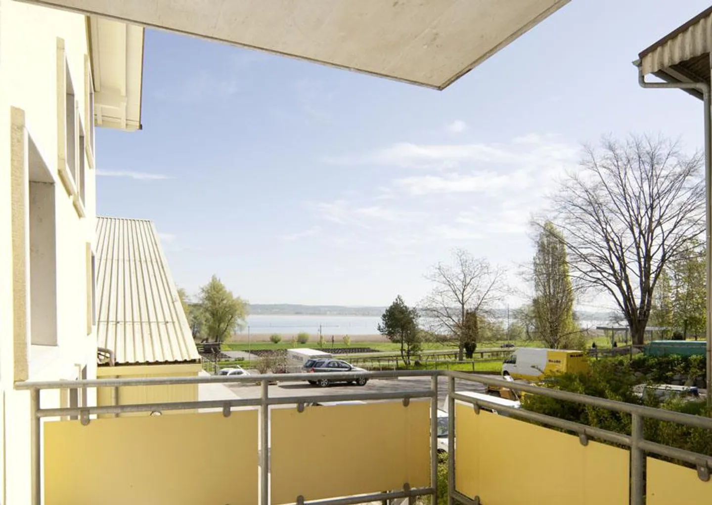 Ufficio open space di 180 m2, balcone con vista lago, giardino + ufficio separato di 18m2 - Foto 11 di 11