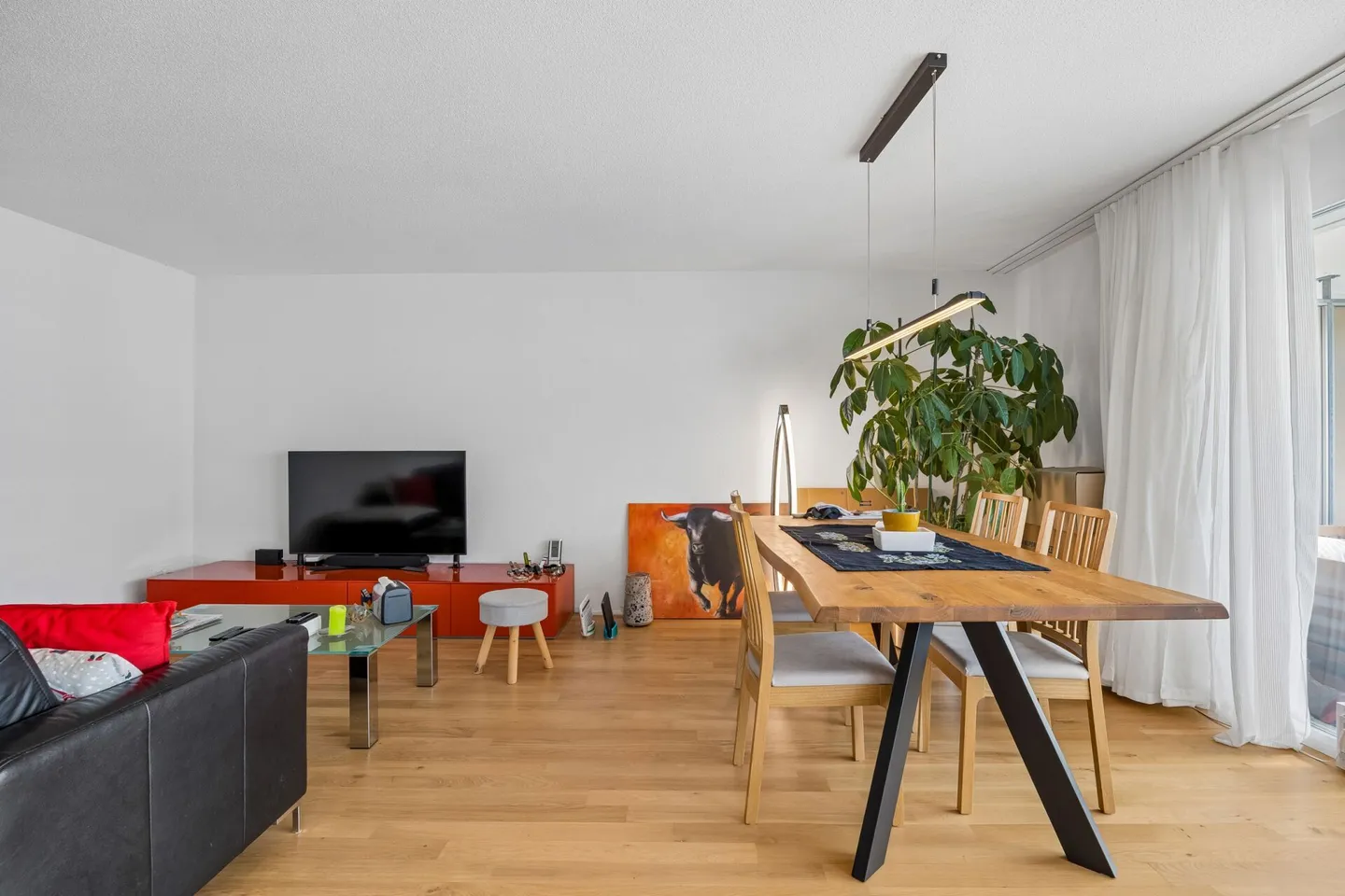 Appartamento moderno con grande balcone - Foto 6 di 13