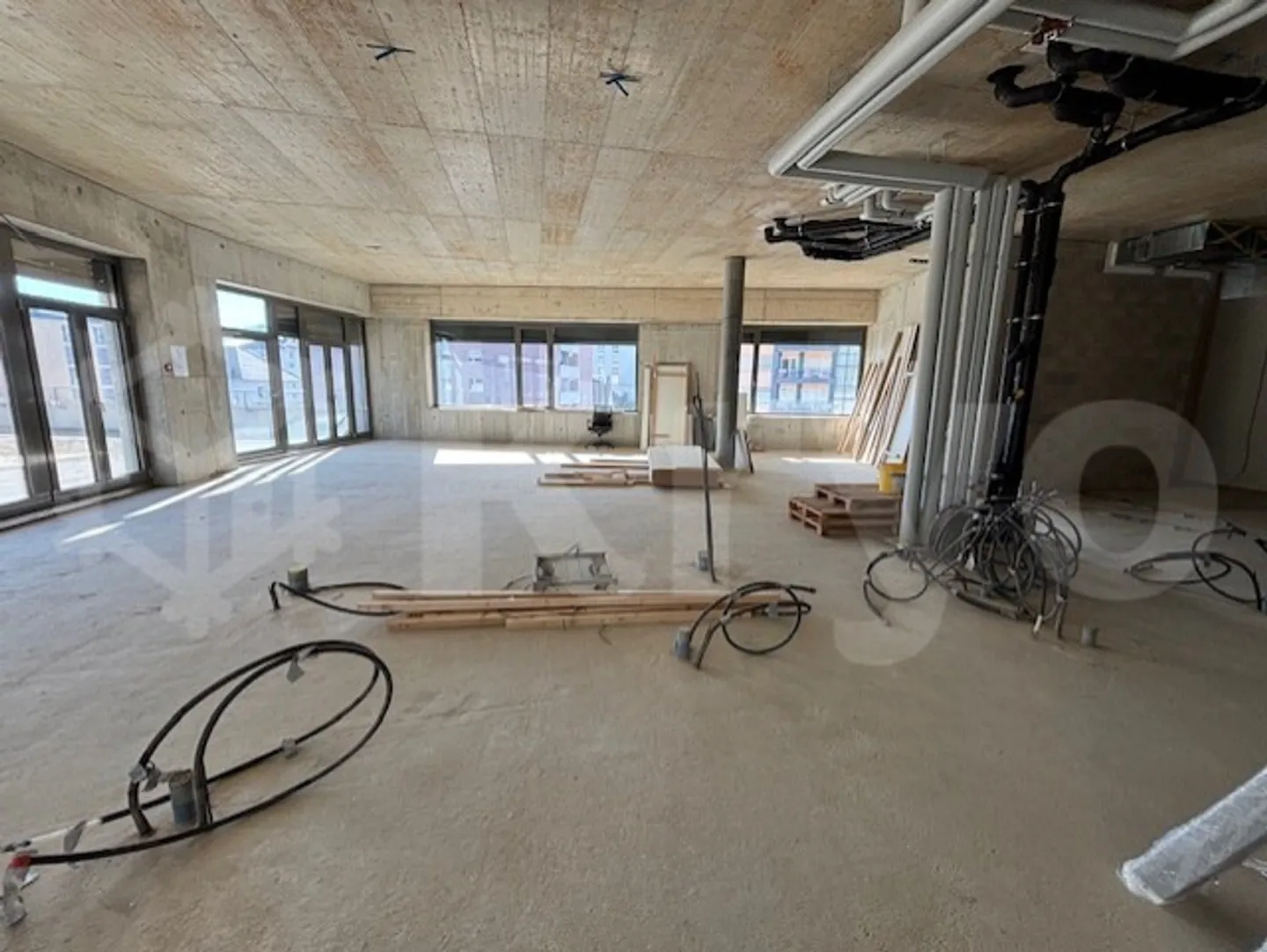 Delémont, commercial space to be fitted out 335 m2 in the city center - Photo 5 of 7