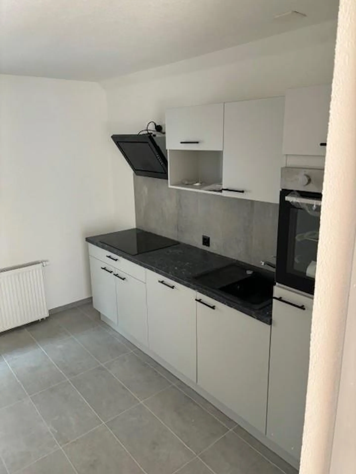 Charming apartment in the center - Photo 2 of 4