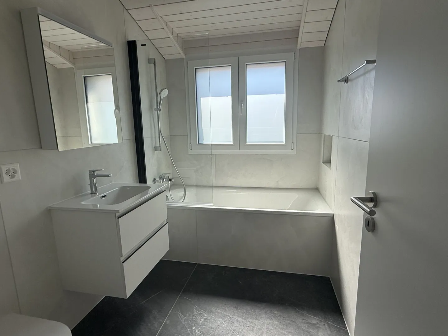 Villa nuova finita da visitare - Foto 4 di 12