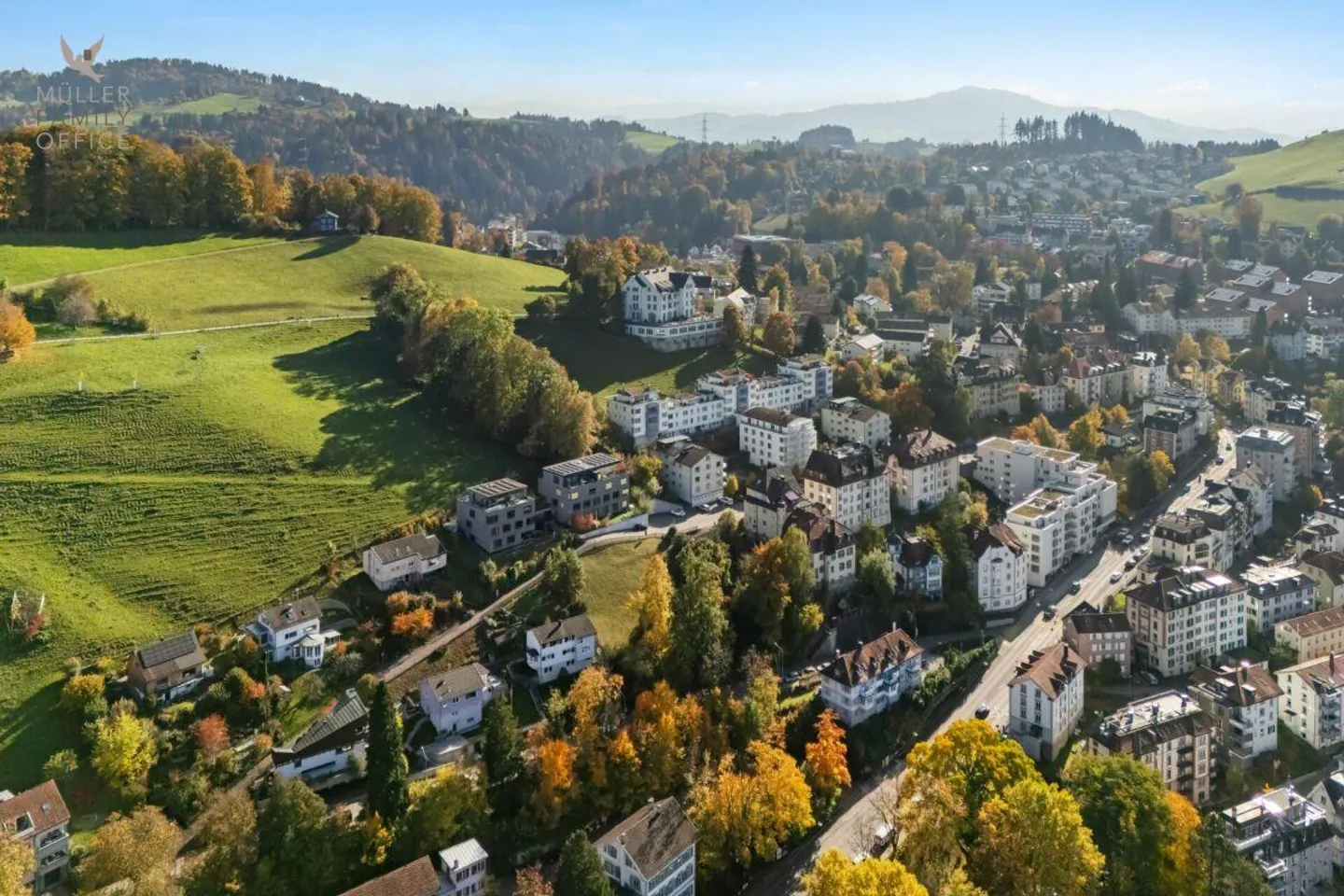 Architecture résidentielle intemporelle dans un emplacement privilégié - Photo 5 sur 13