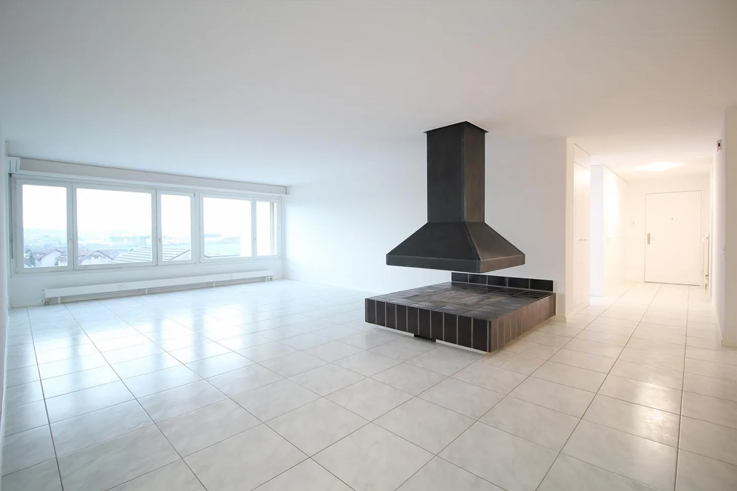 Appartamento 5.5 stanze completamente ristrutturato, grande e luminoso con vista - Foto 3 di 20