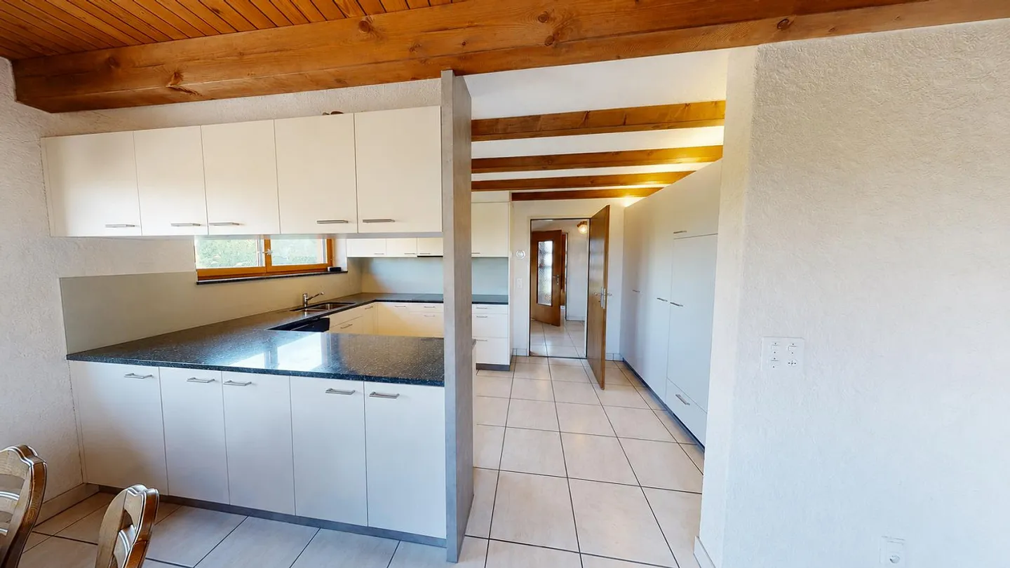 Affascinante casa unifamiliare di 5,5 stanze in affitto a Honau - Foto 5 di 15