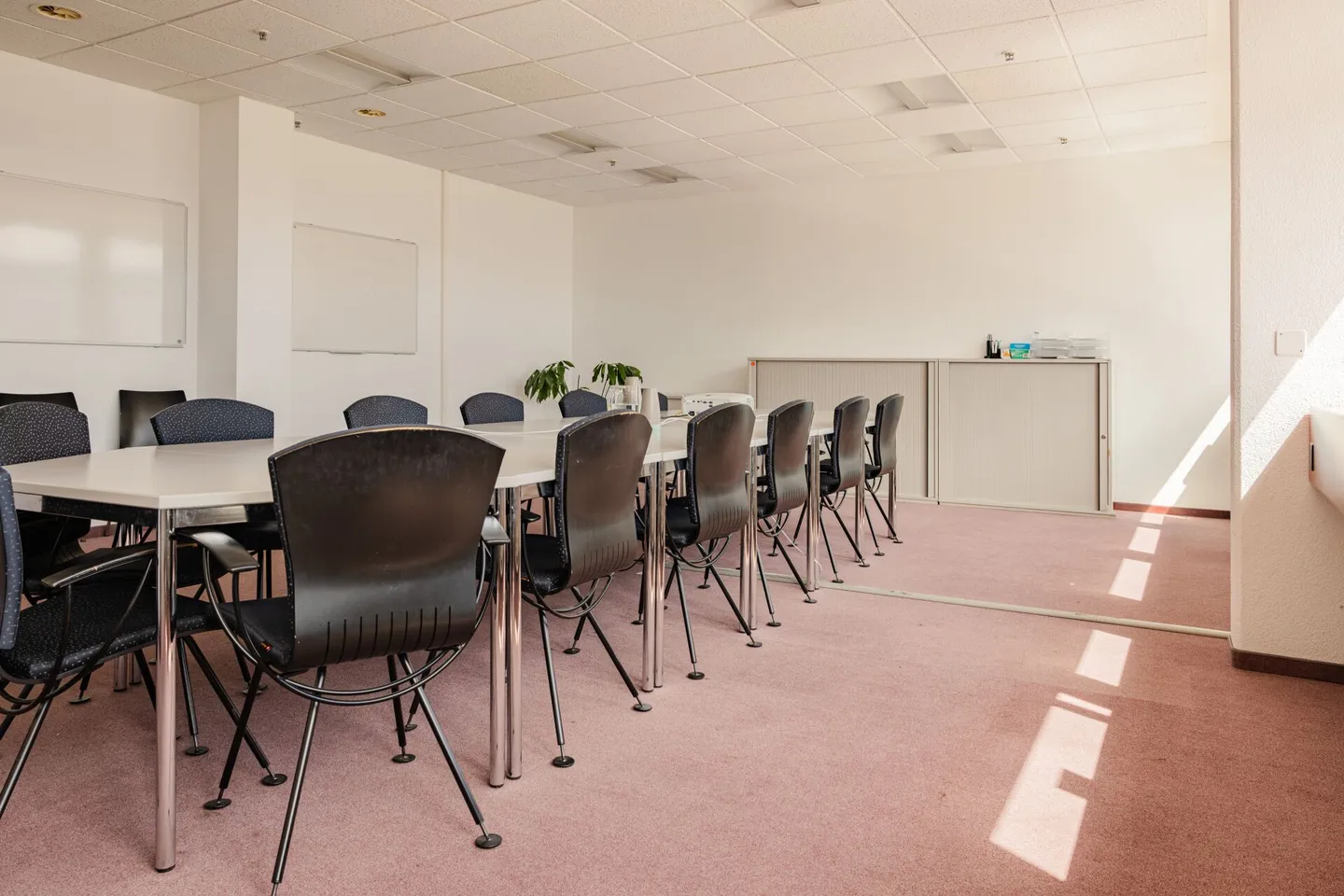 Espaces de bureau attrayants dans le FRAME Altstätten SG de différentes tailles - Photo 8 sur 11