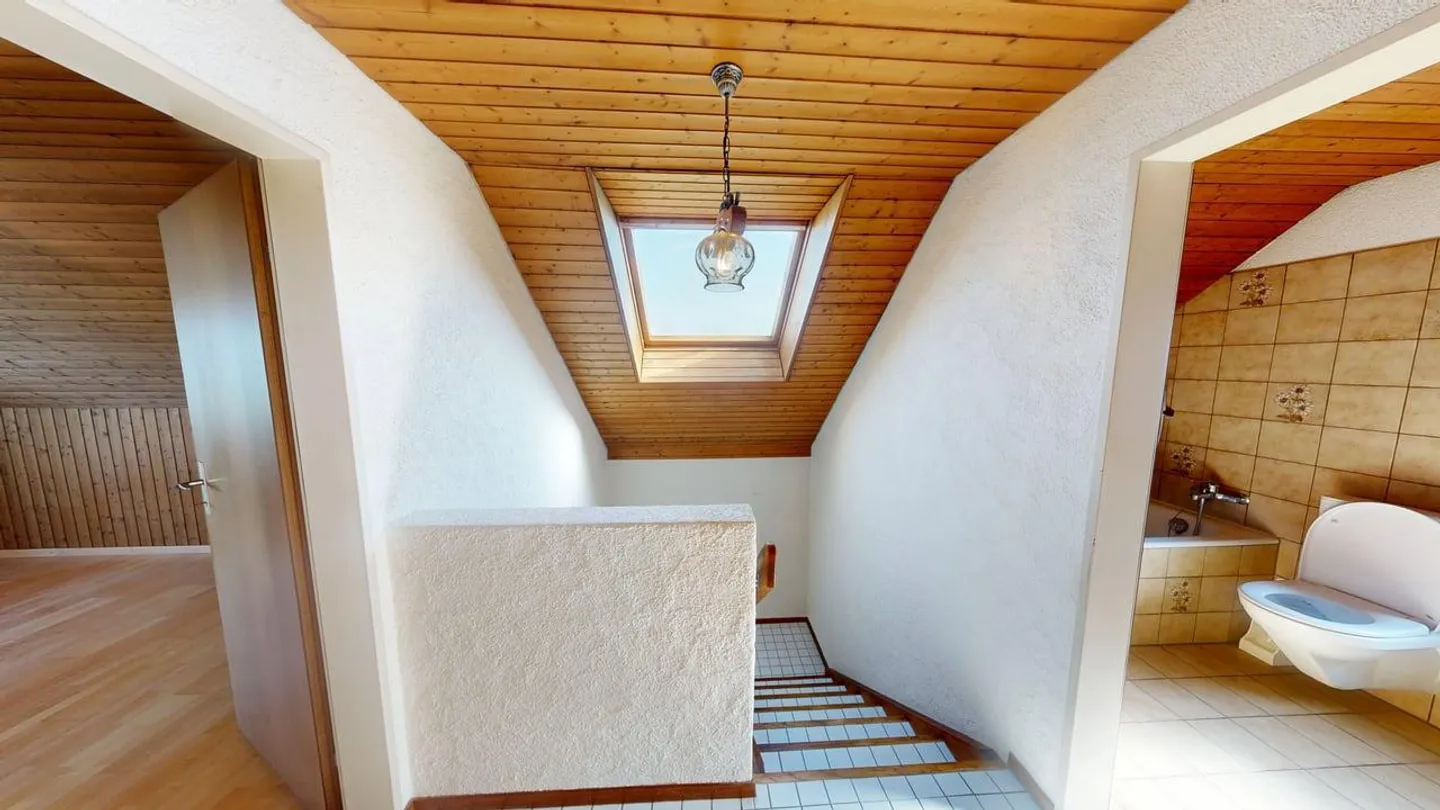 Affascinante casa unifamiliare di 5,5 stanze in affitto a Honau - Foto 9 di 15