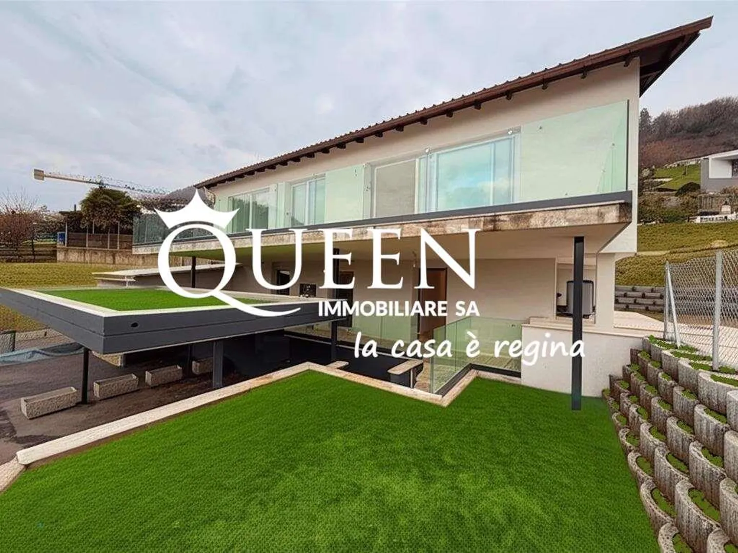 Carabbia: Villa con 6,5 camere, giardino e piscina - Foto 12 di 13