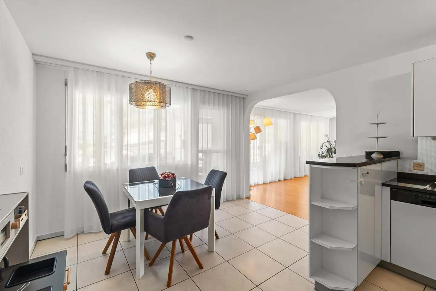Appartamento elegante con terrazza - Foto 4 di 14