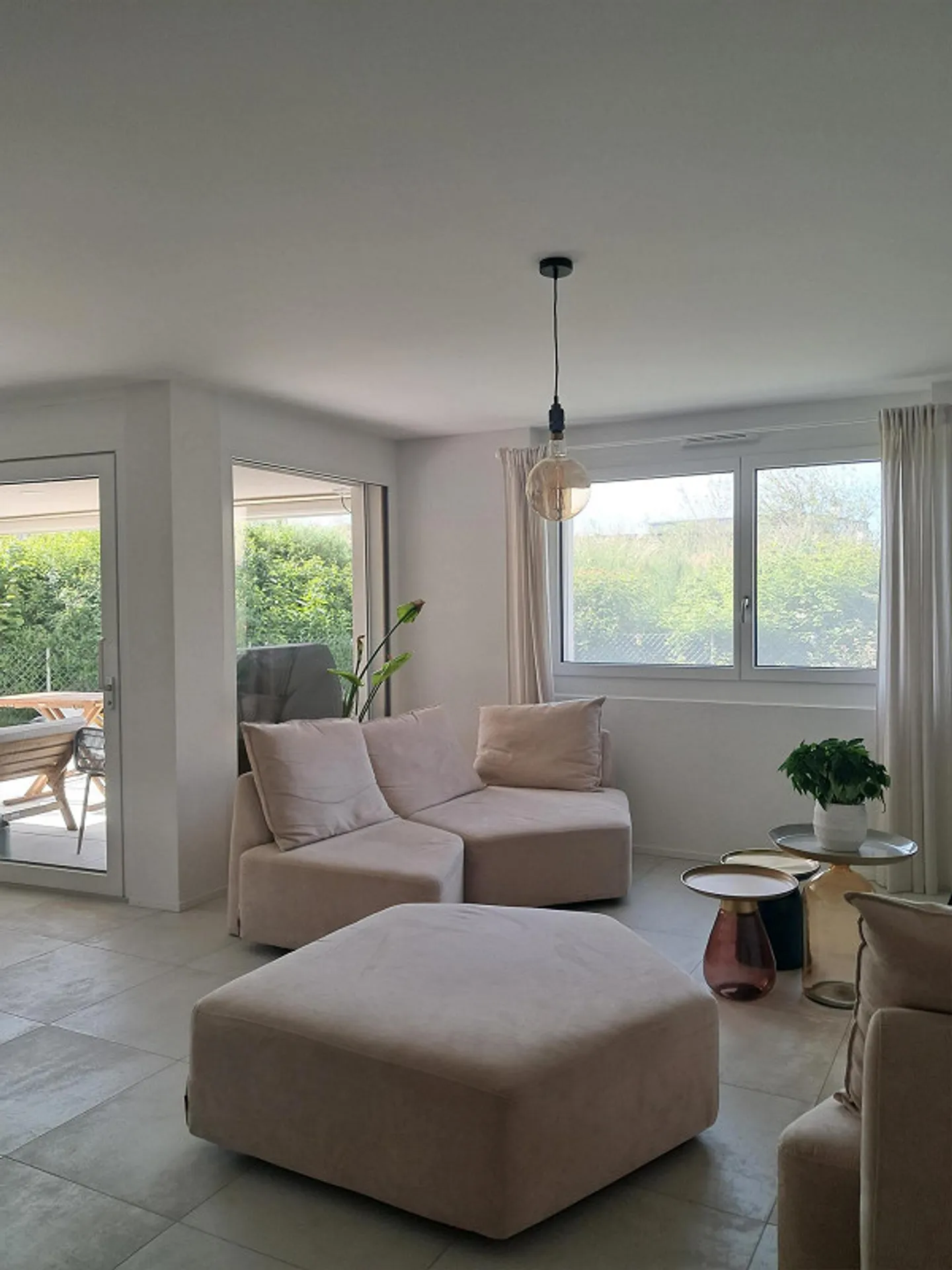 Furnished apartment with garden and terrace + Parking - Photo 3 of 18