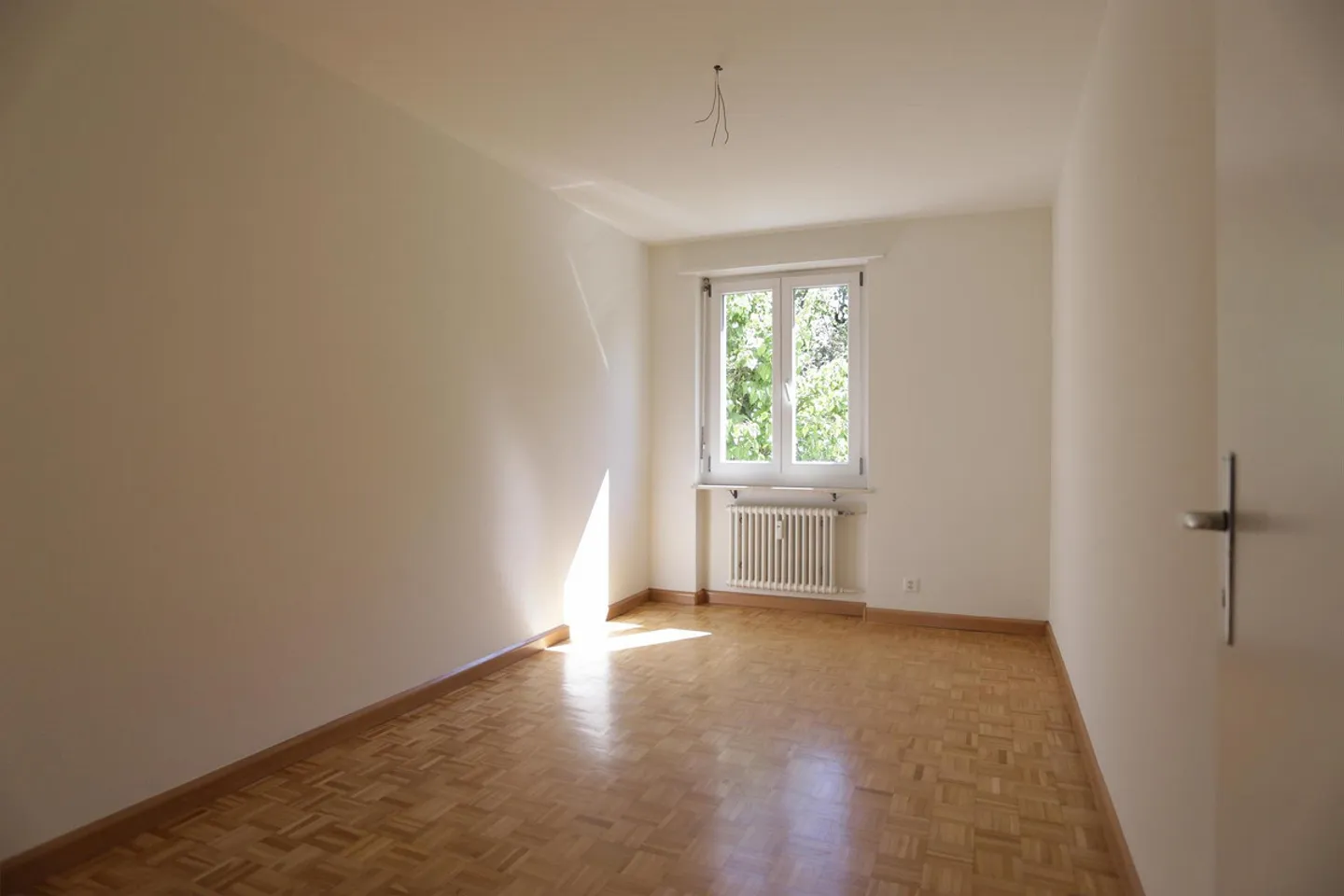Renovierte Wohnung mit Balkonen - Foto 7 von 10