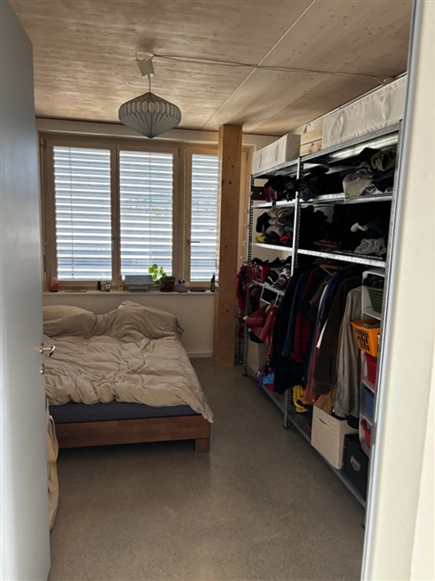 4½ ZI-WOHNUNG IN BERN - AUSSERHOLLIGEN, MÖBLIERT, TEMPORÄR - Foto 4 von 6