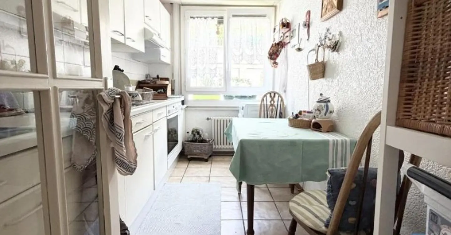 Charming 3.5-room apartment in Prilly - Photo 4 of 8