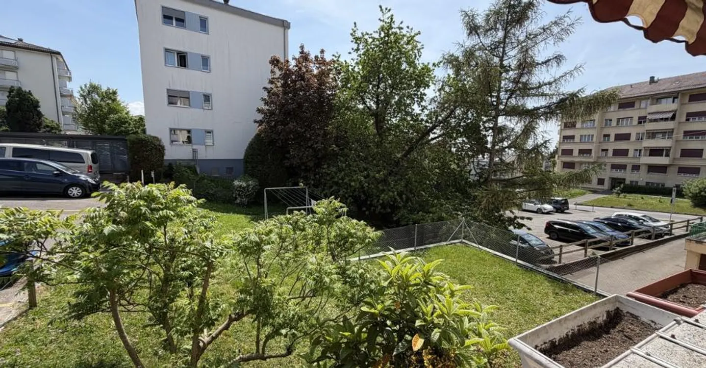 Charming 3.5-room apartment in Prilly - Photo 7 of 8