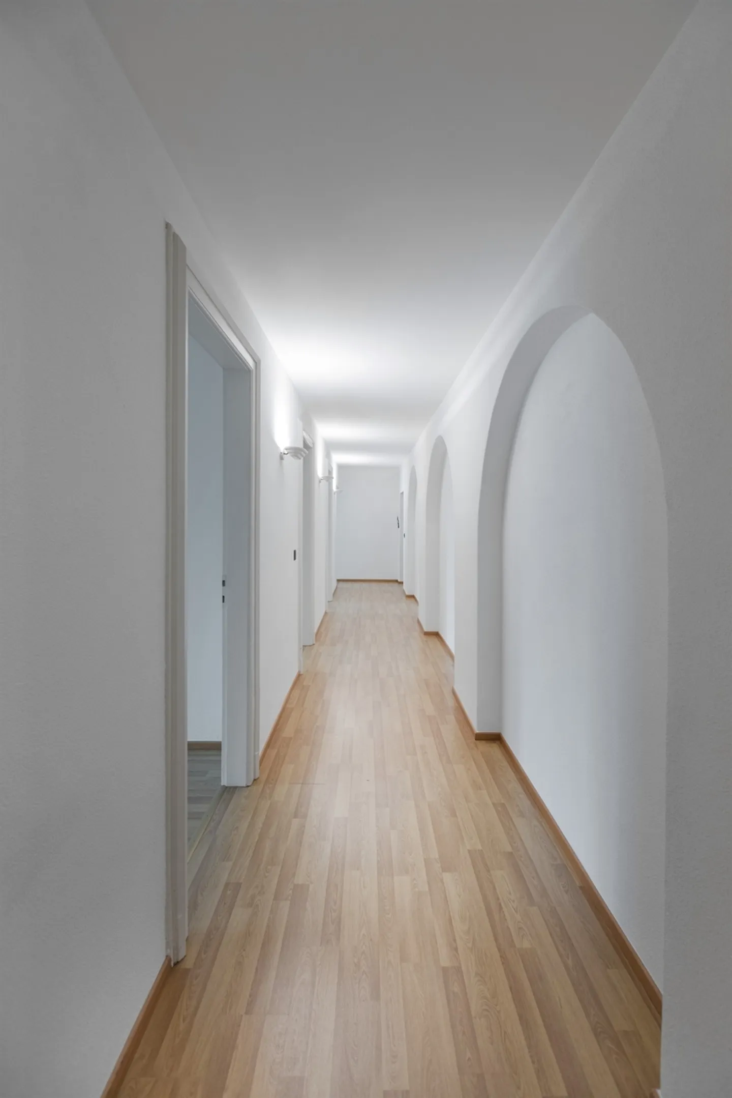 Elegant office in exclusive location - Photo 7 of 7