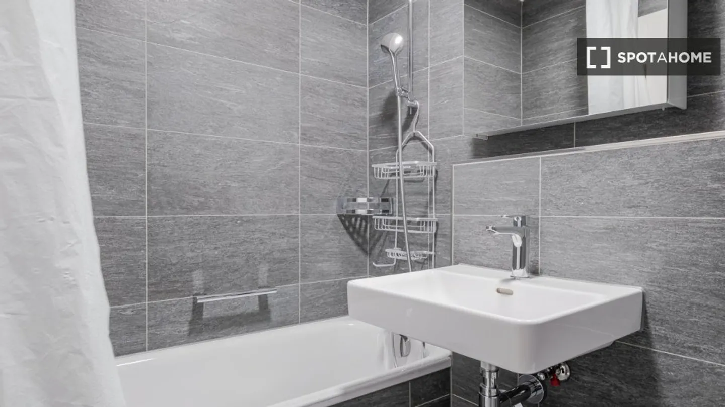 Appartement à louer - Photo 13 sur 17