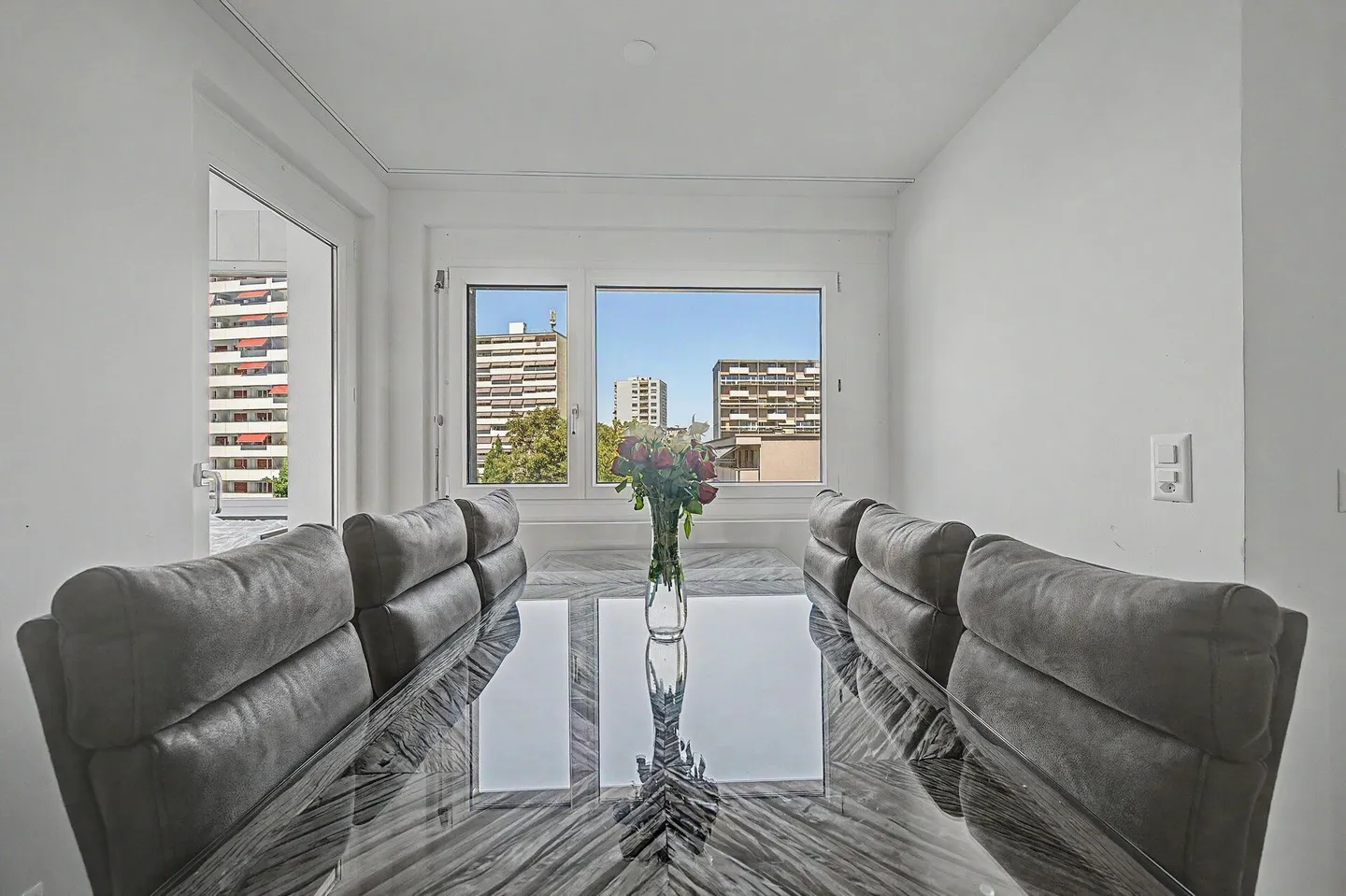 Completely modernized - live centrally and enjoy life! - Photo 5 of 15