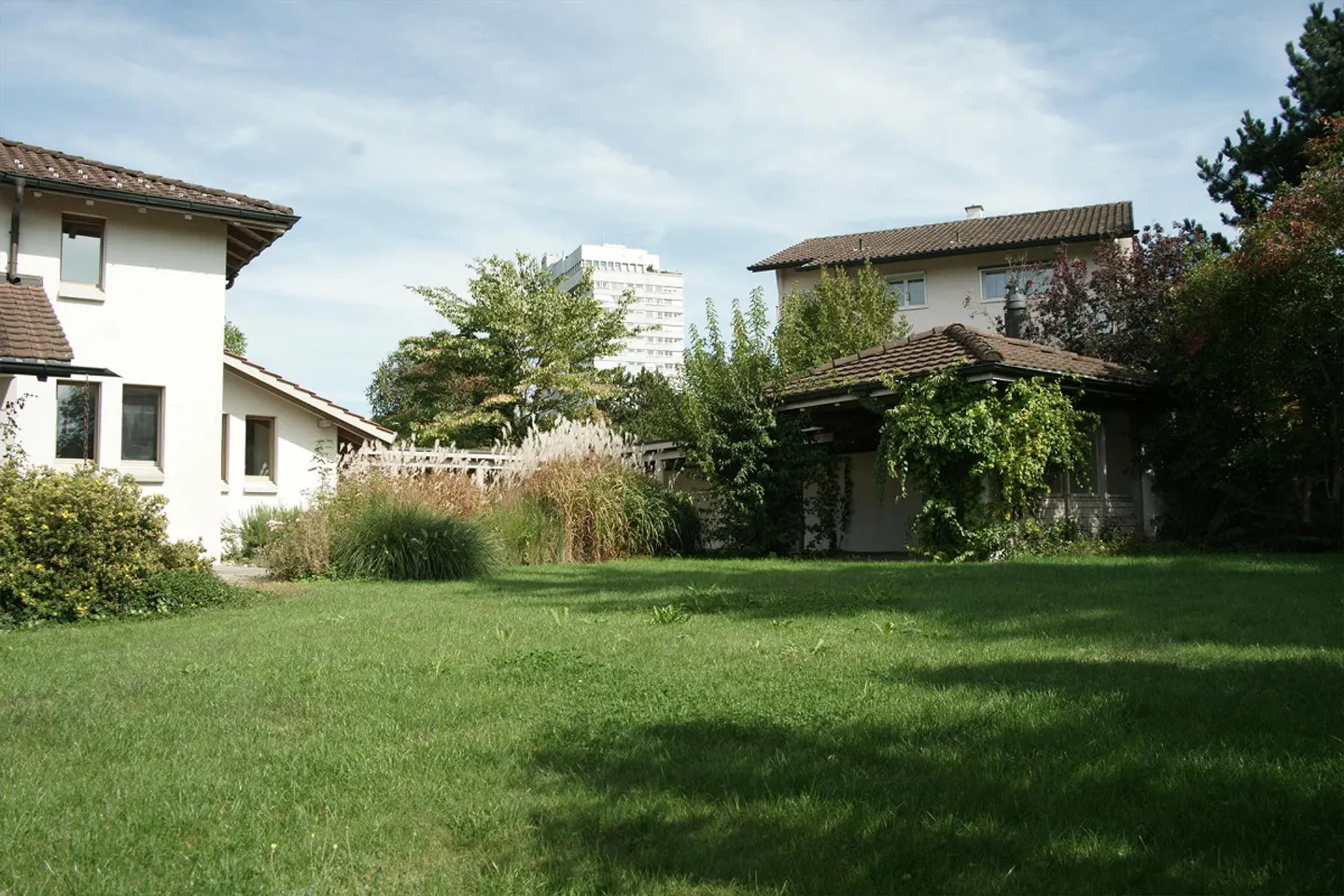 Spacious 7-room single-family house - Photo 6 of 9