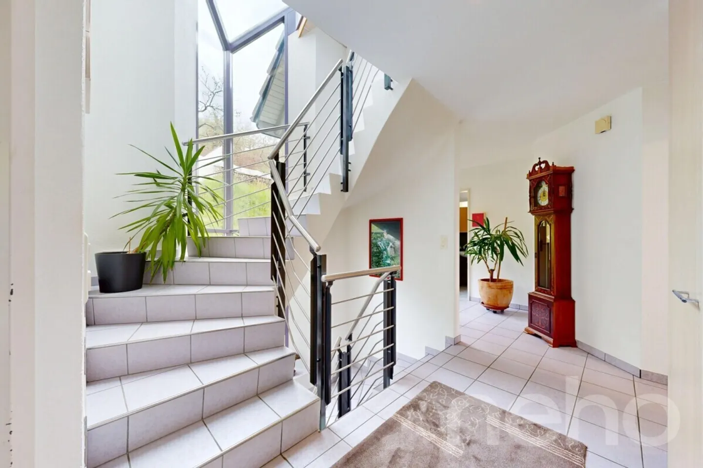 Stylish 6.5-room house in elevated location with panoramic view - Photo 12 of 12