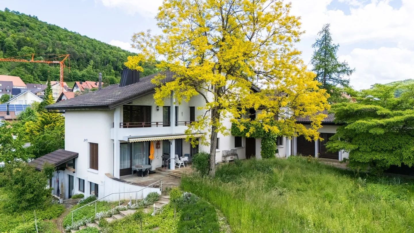 Versatile Country House in the Green for Living and Working - Photo 1 of 8