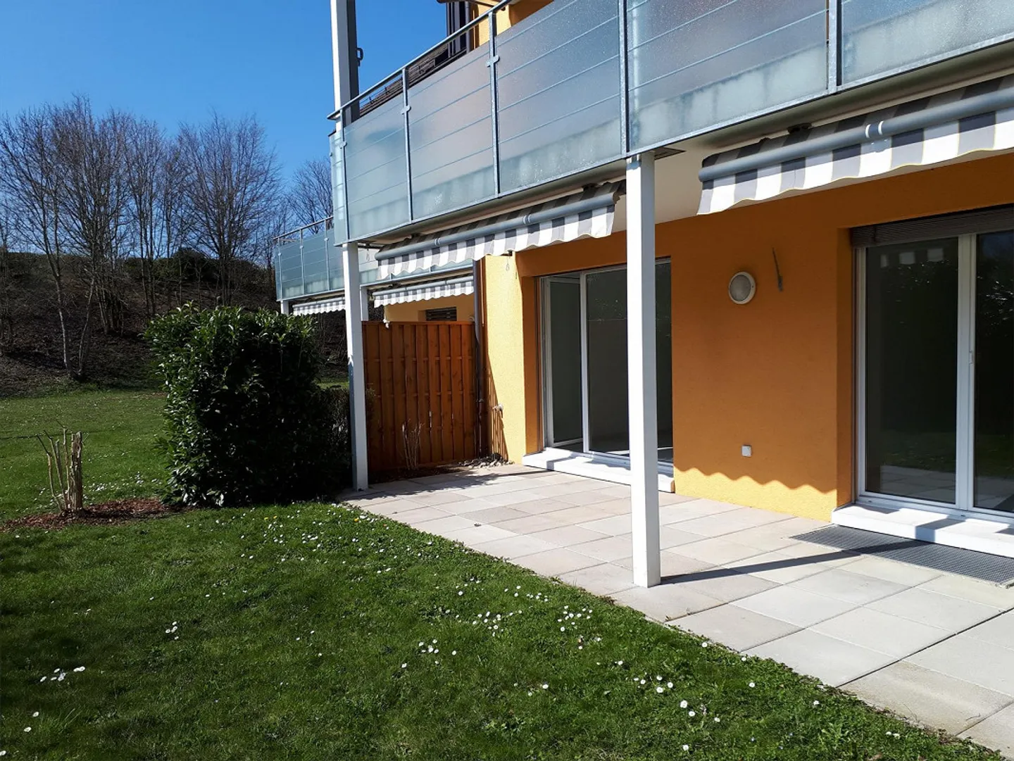 "Grosse Gartenwohnung mit 2 Bastelräumen" - Foto 1 von 8
