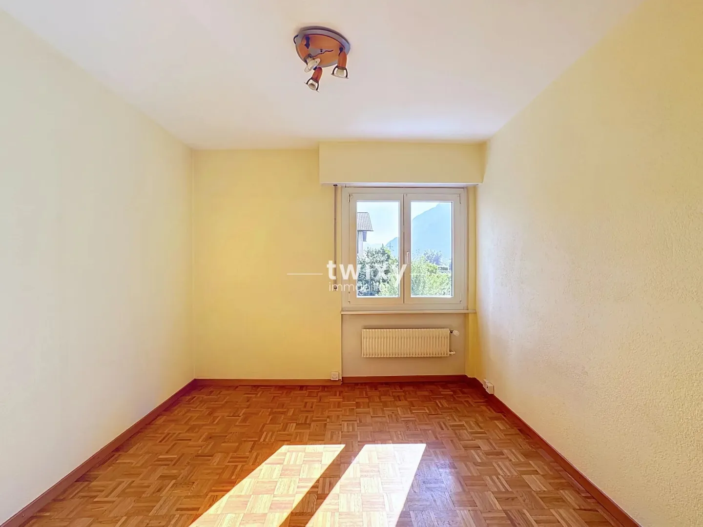 Sunny Apartment in Sierre - Photo 6 of 8