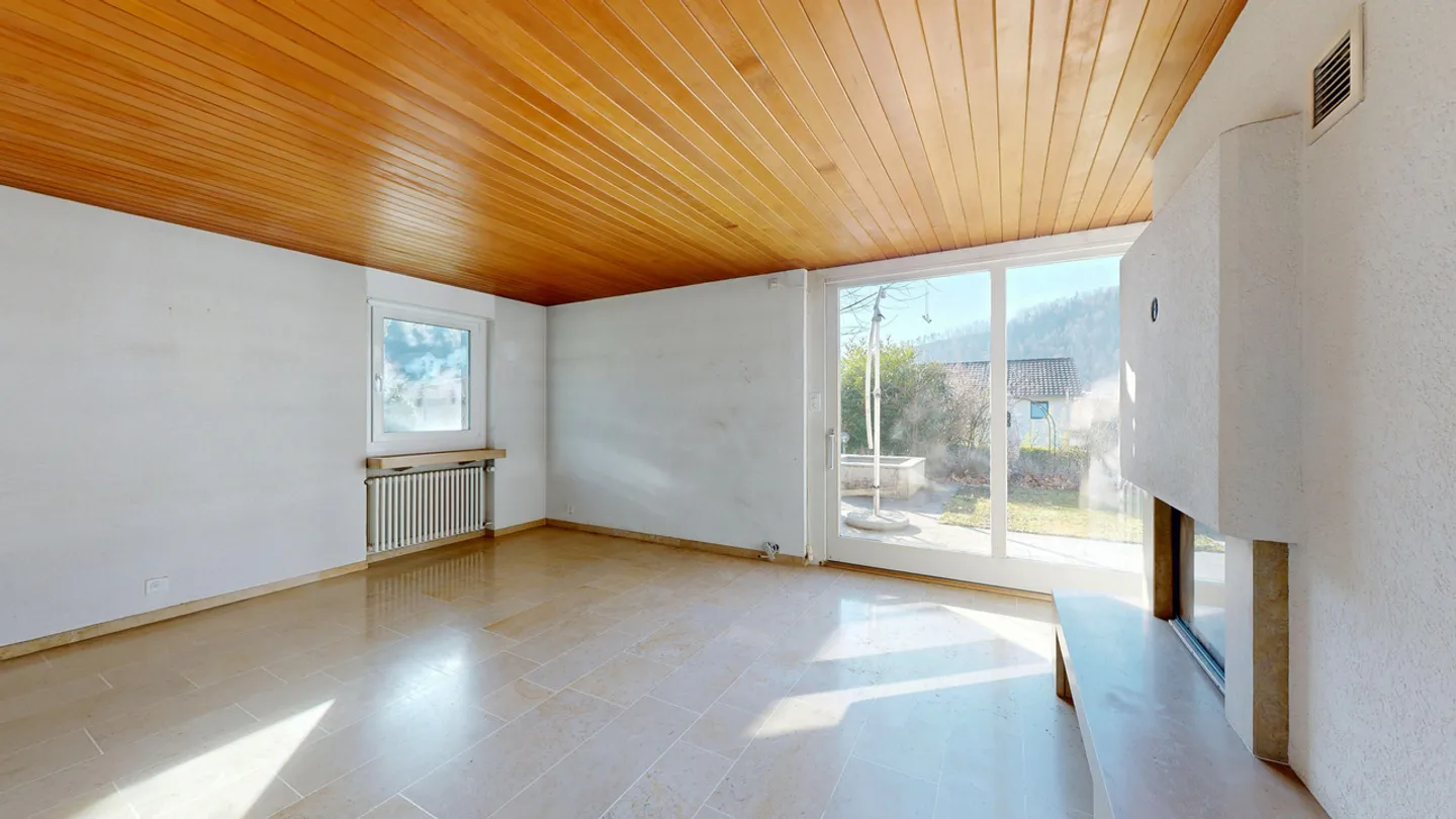 Geräumiges Einfamilienhaus mit Pool - Foto 5 von 33