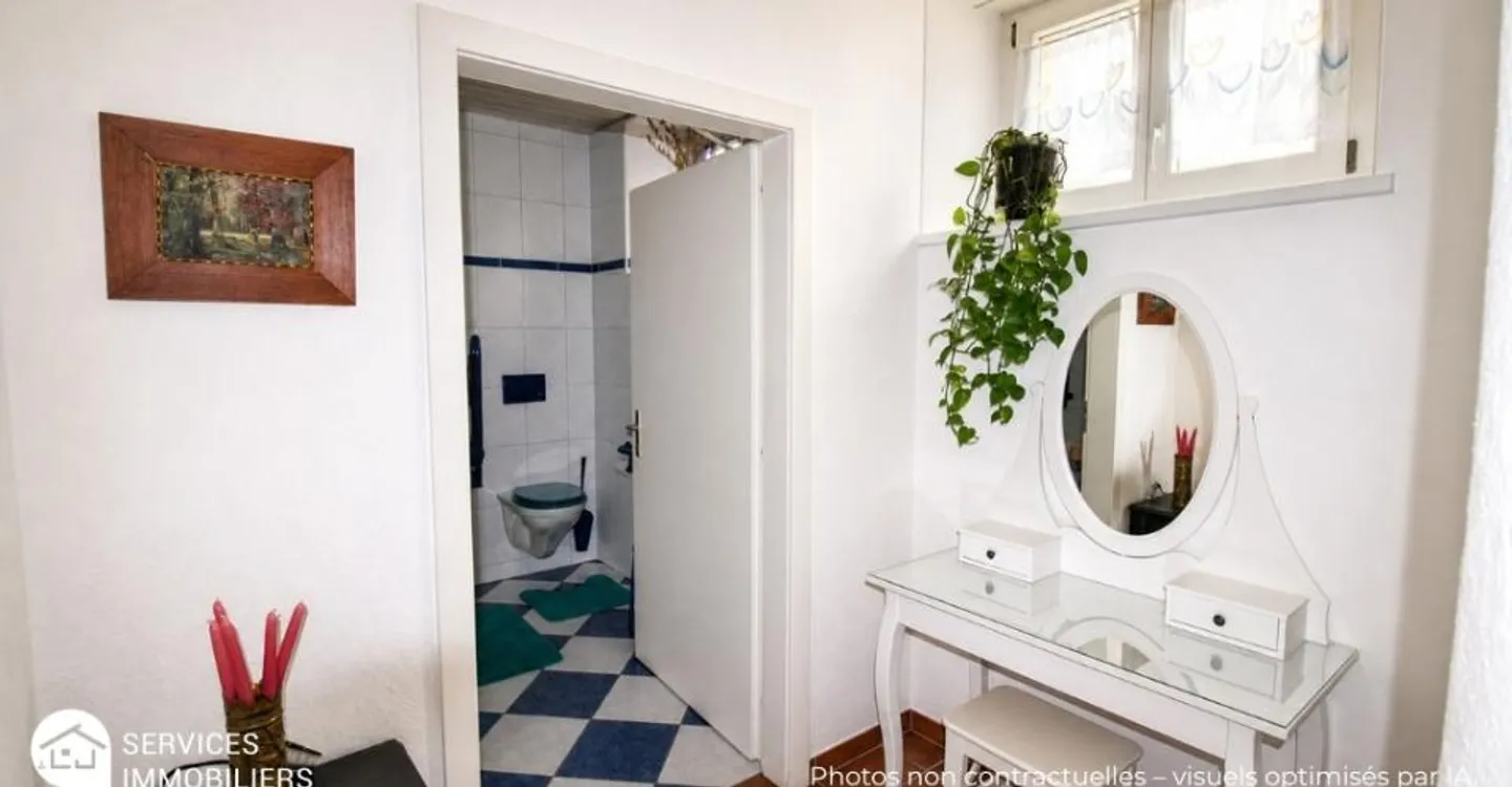 House adapted for people with reduced mobility with elevator - Photo 9 of 12