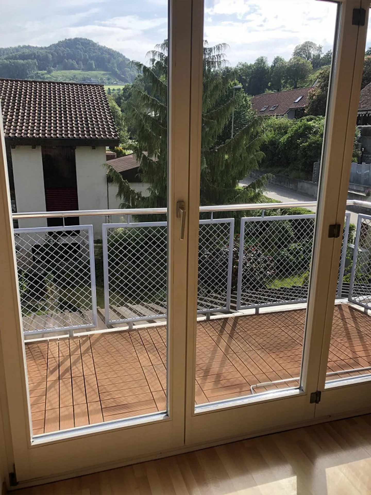 Belle appartement de 4 pièces au 1er étage avec balcon - Photo 6 sur 11