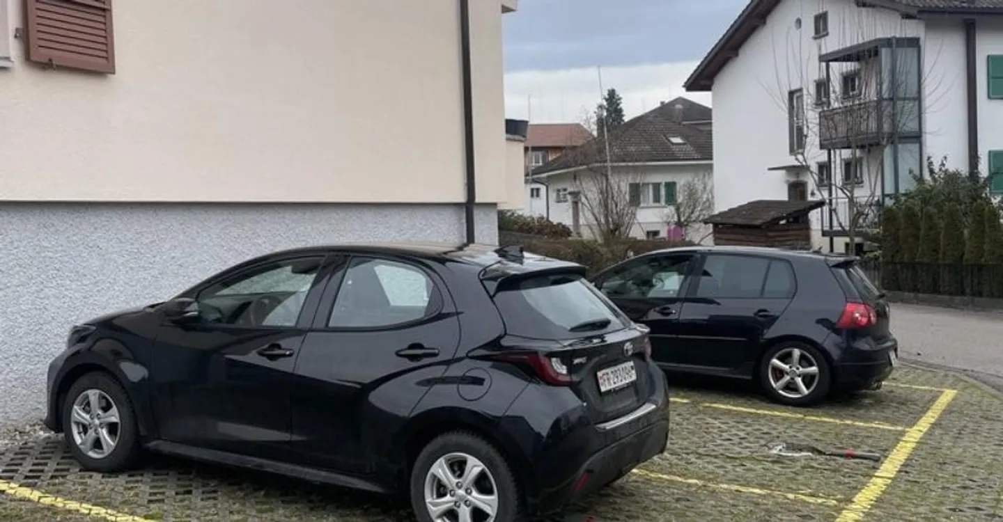 Posto auto esterno in affitto! - Foto 2 di 2
