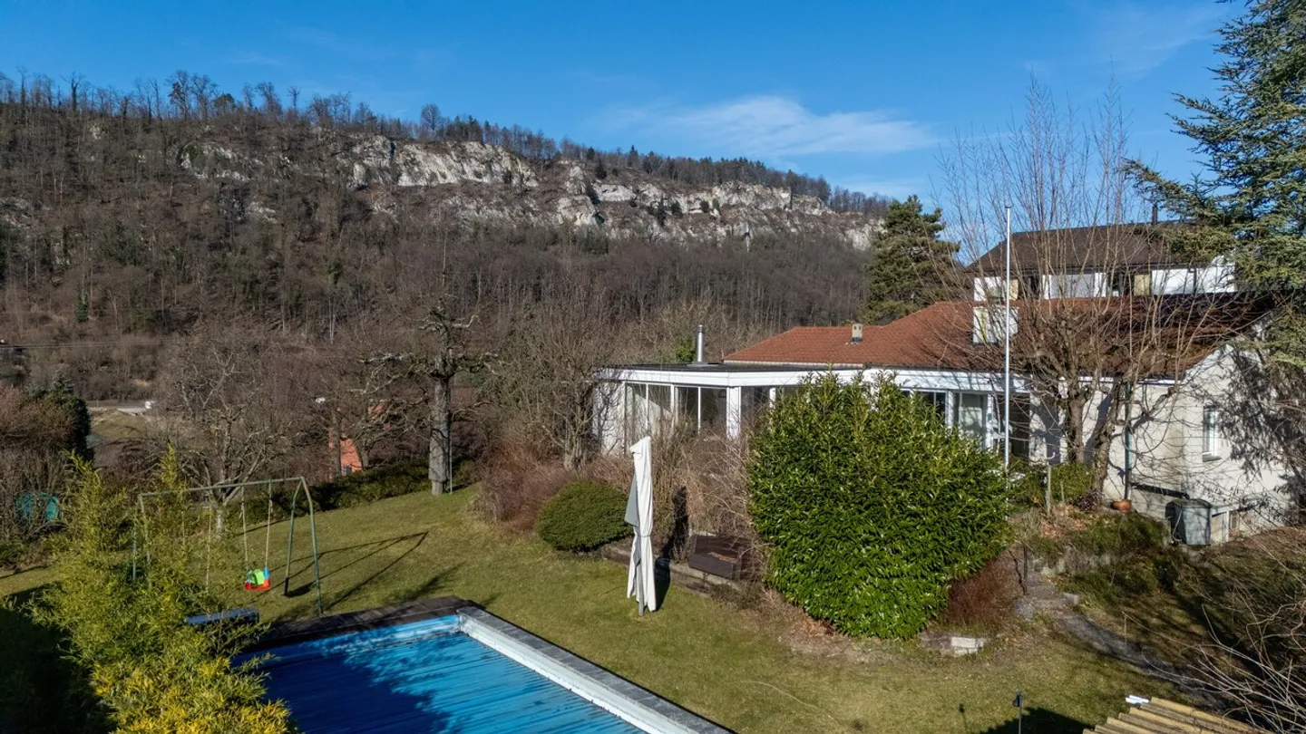 Geräumiges Einfamilienhaus mit Pool - Foto 33 von 33